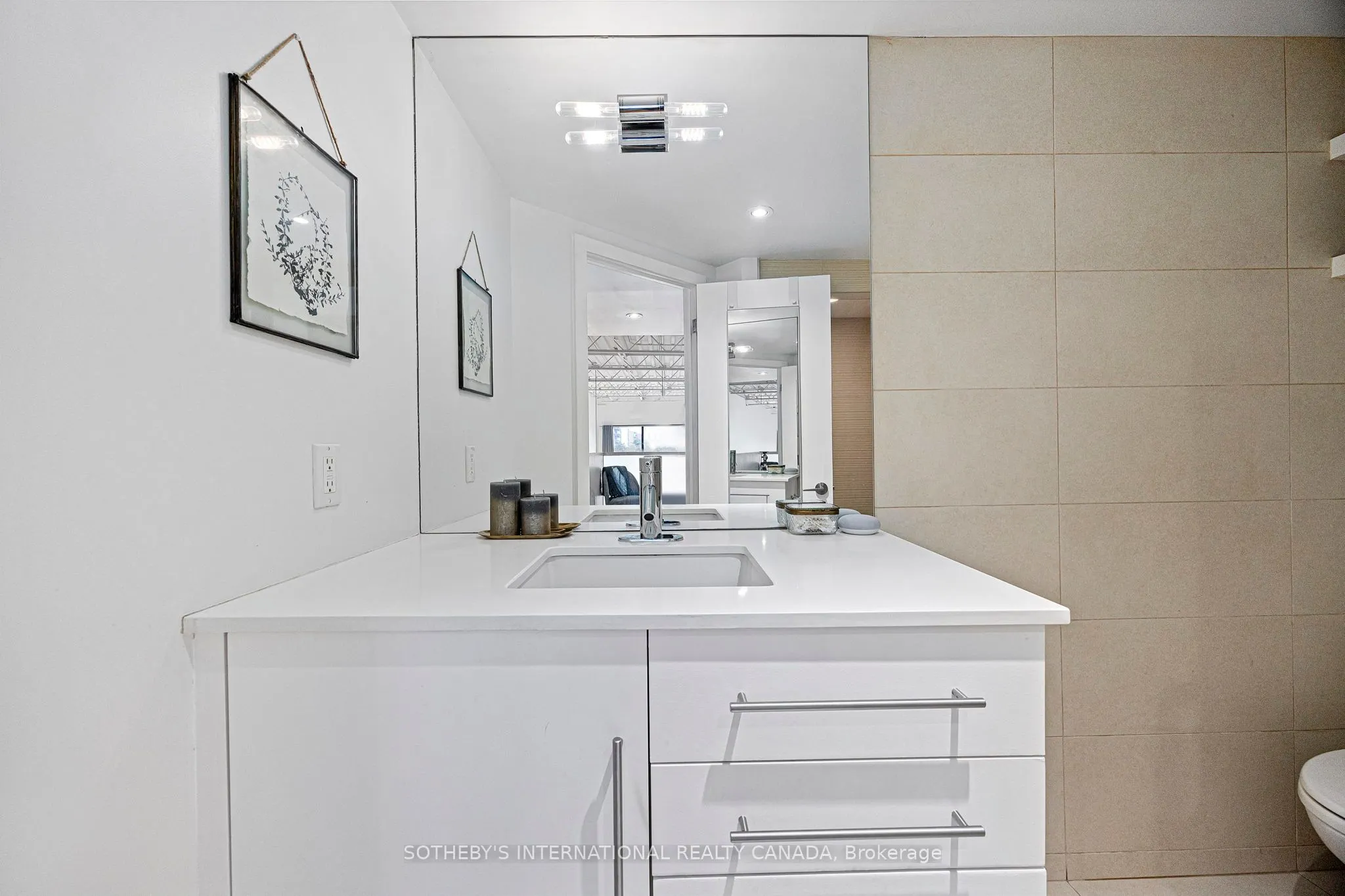 1478 Queen St W Street, #203