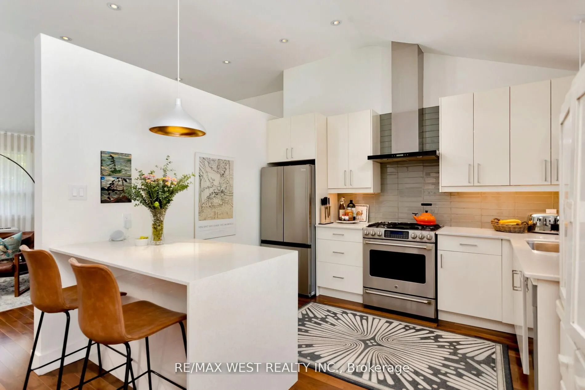 10 Vanellan Court