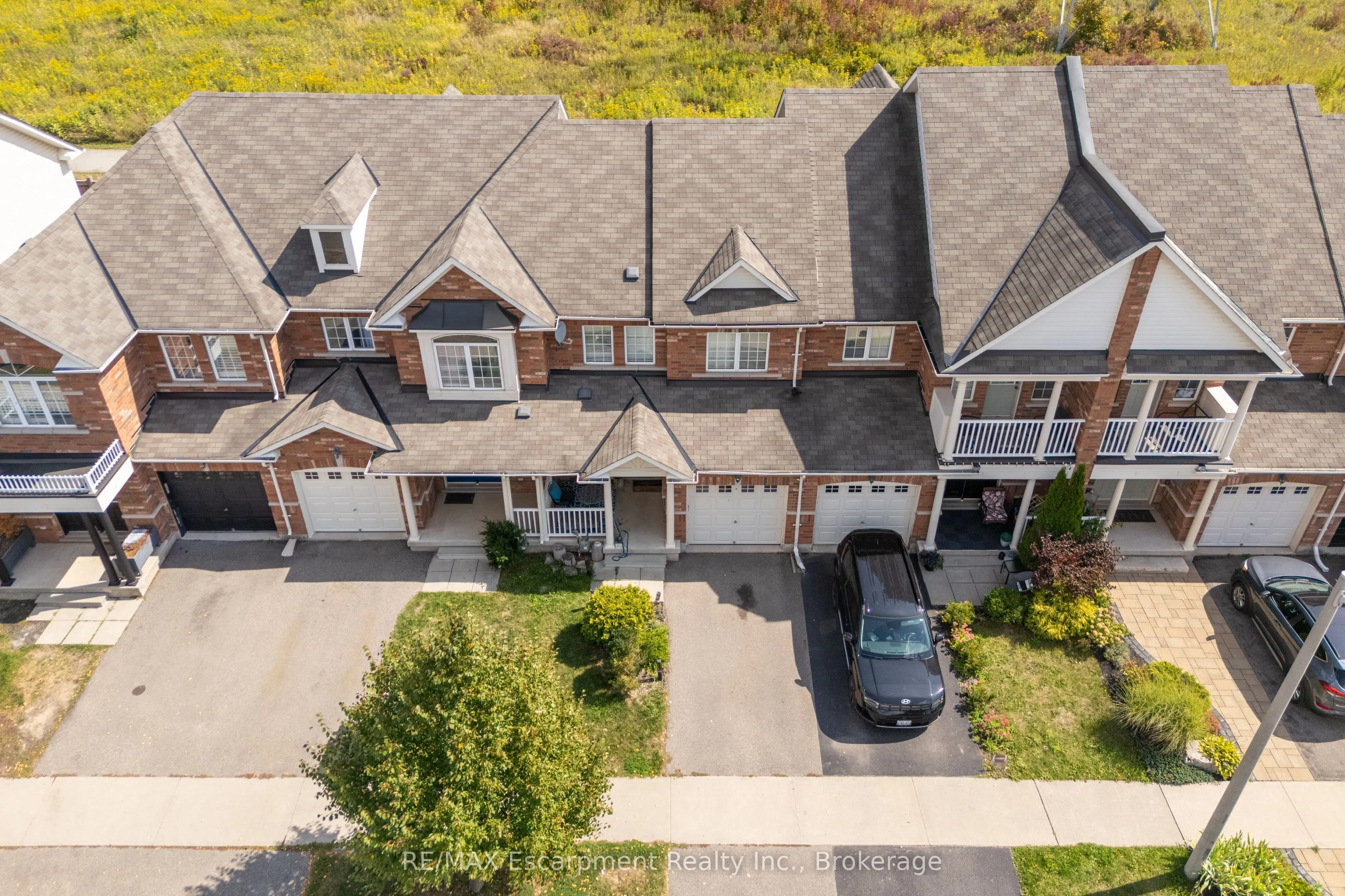 4832 Capri Crescent