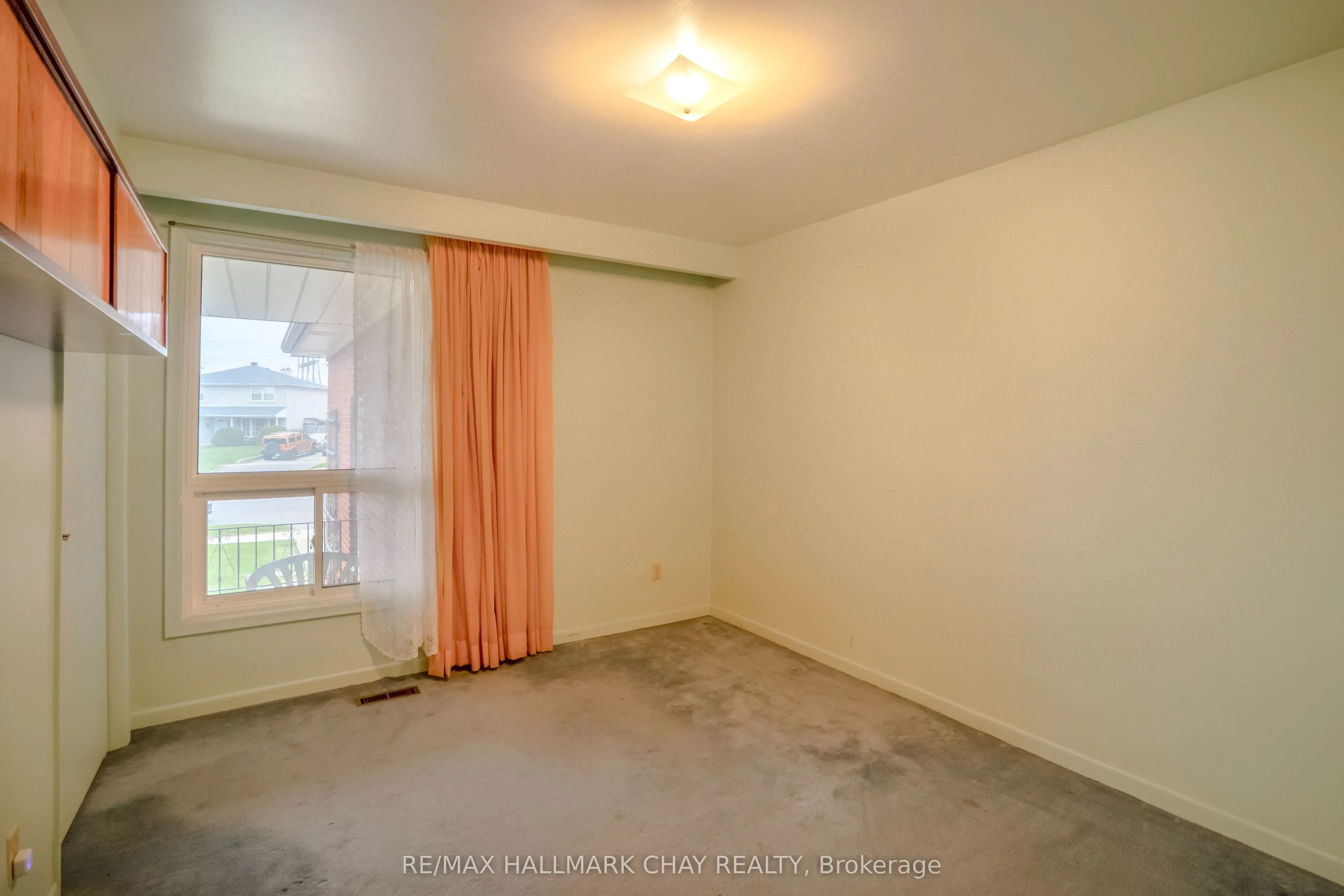 3 Alicewood Court