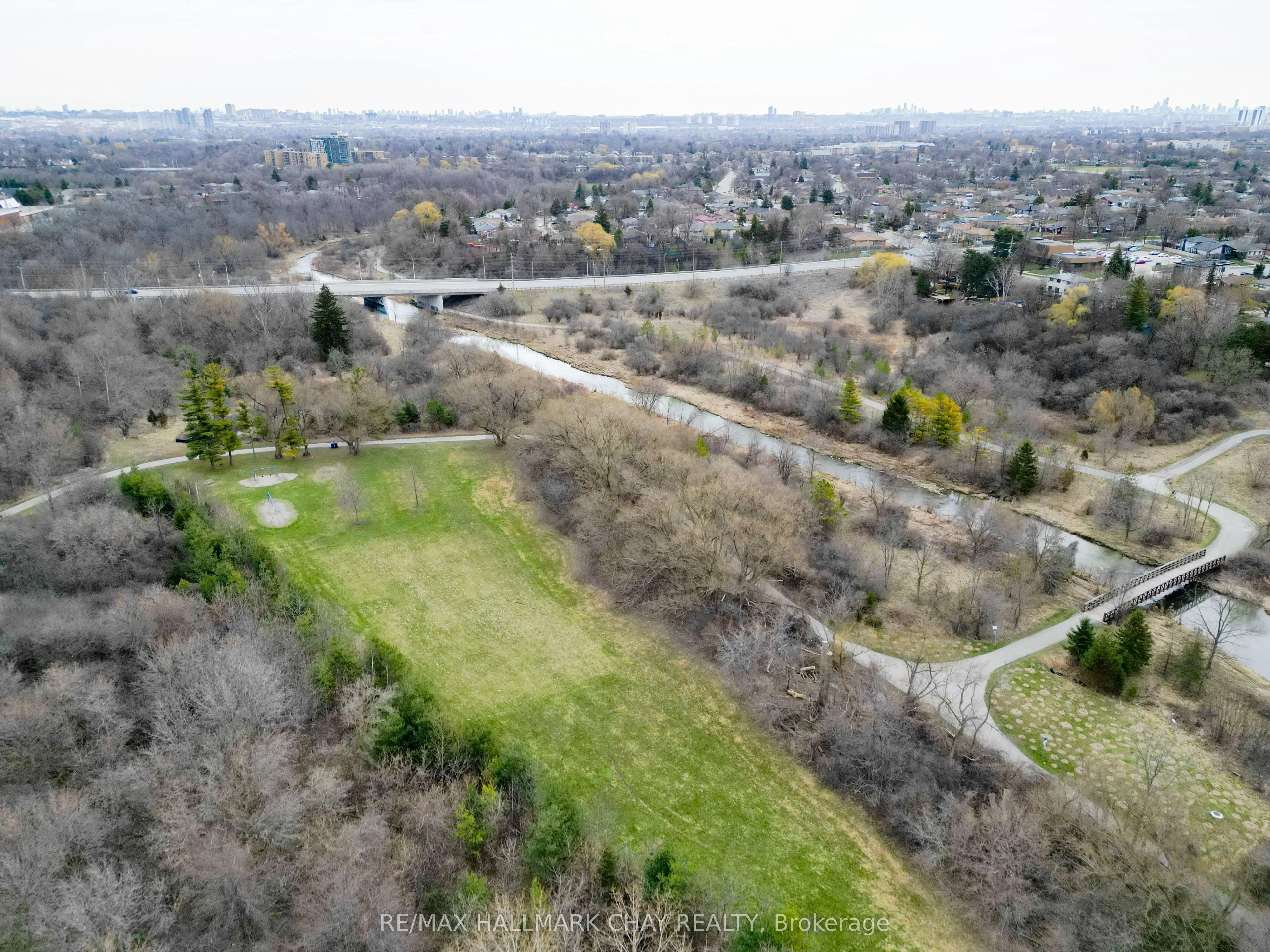 3 Alicewood Court