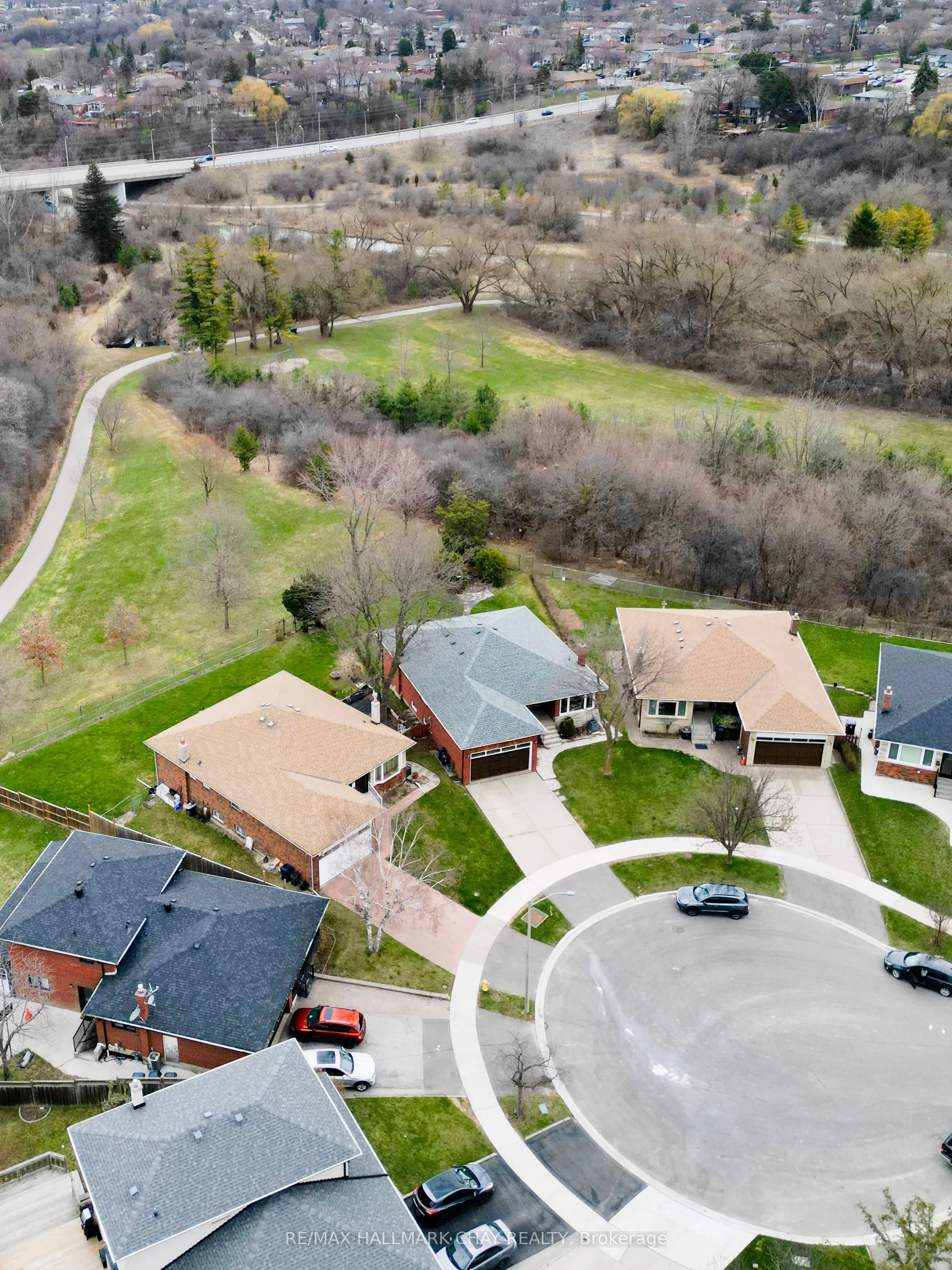 3 Alicewood Court