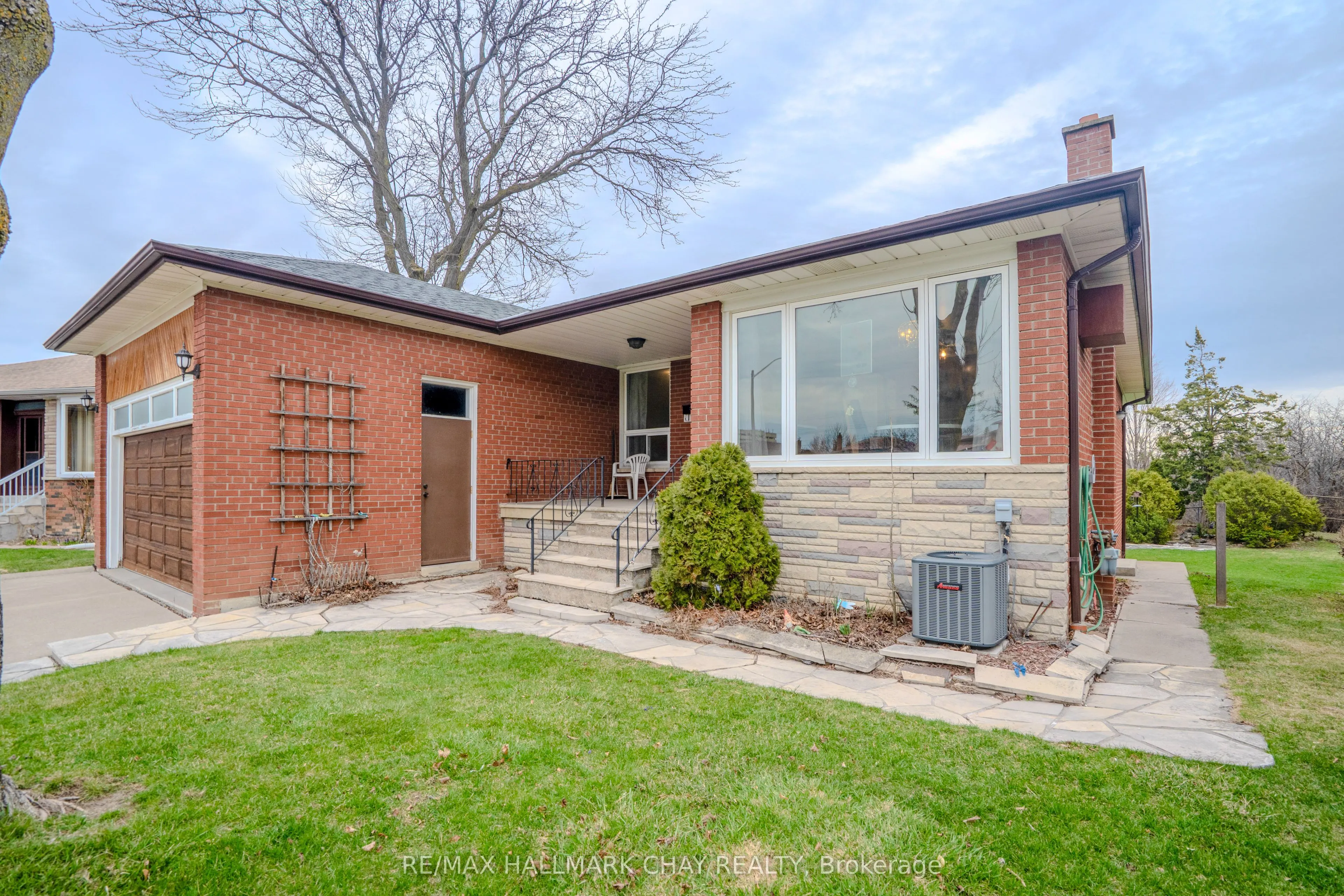 3 Alicewood Court