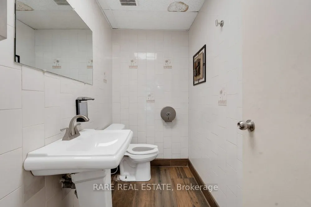 4801 Steeles Avenue W, #6