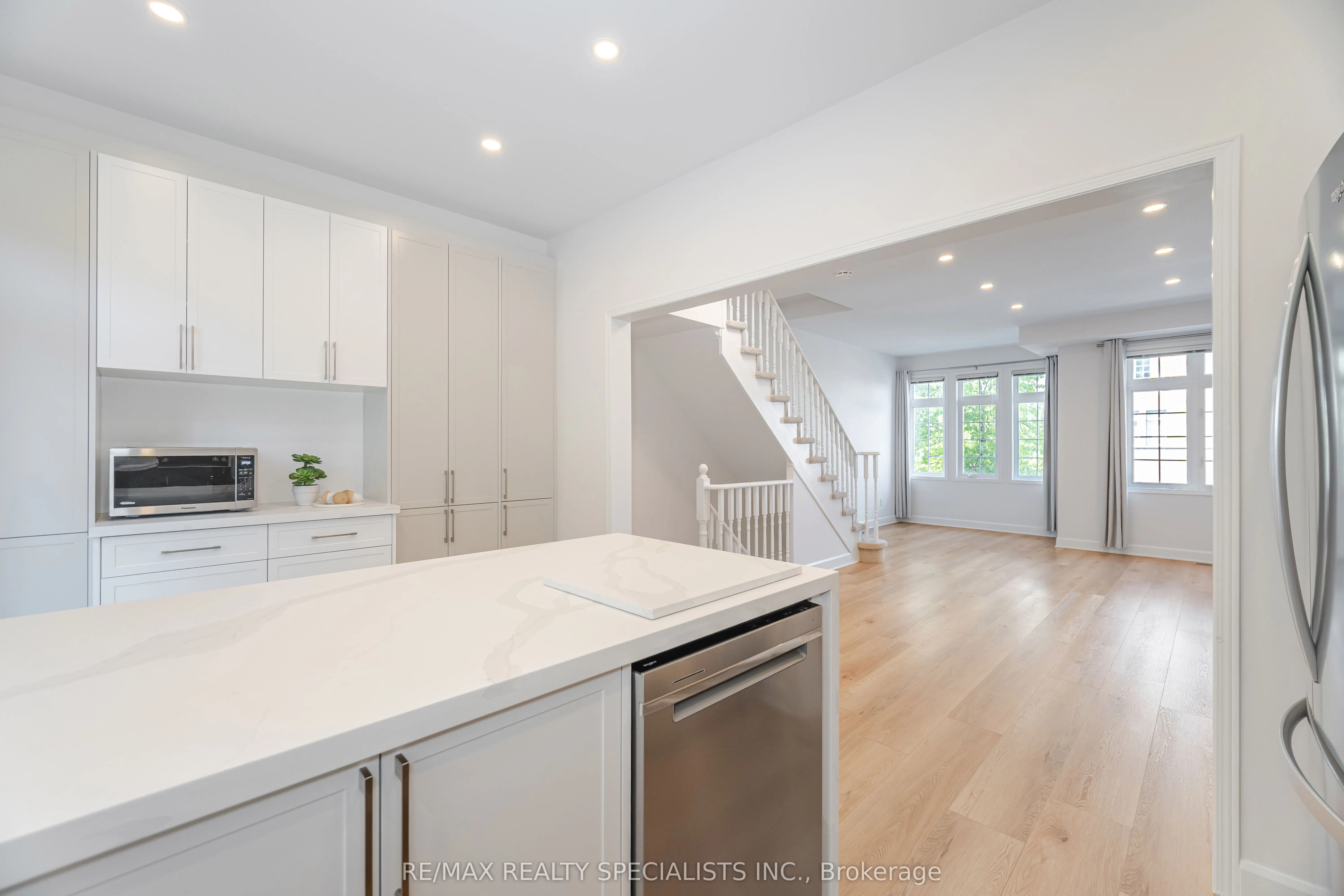 4222 Dixie Road, #92