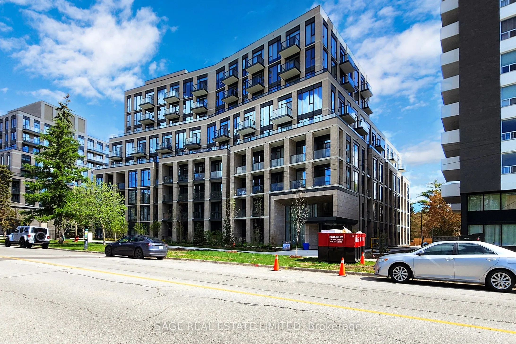 293 The Kingsway, #113