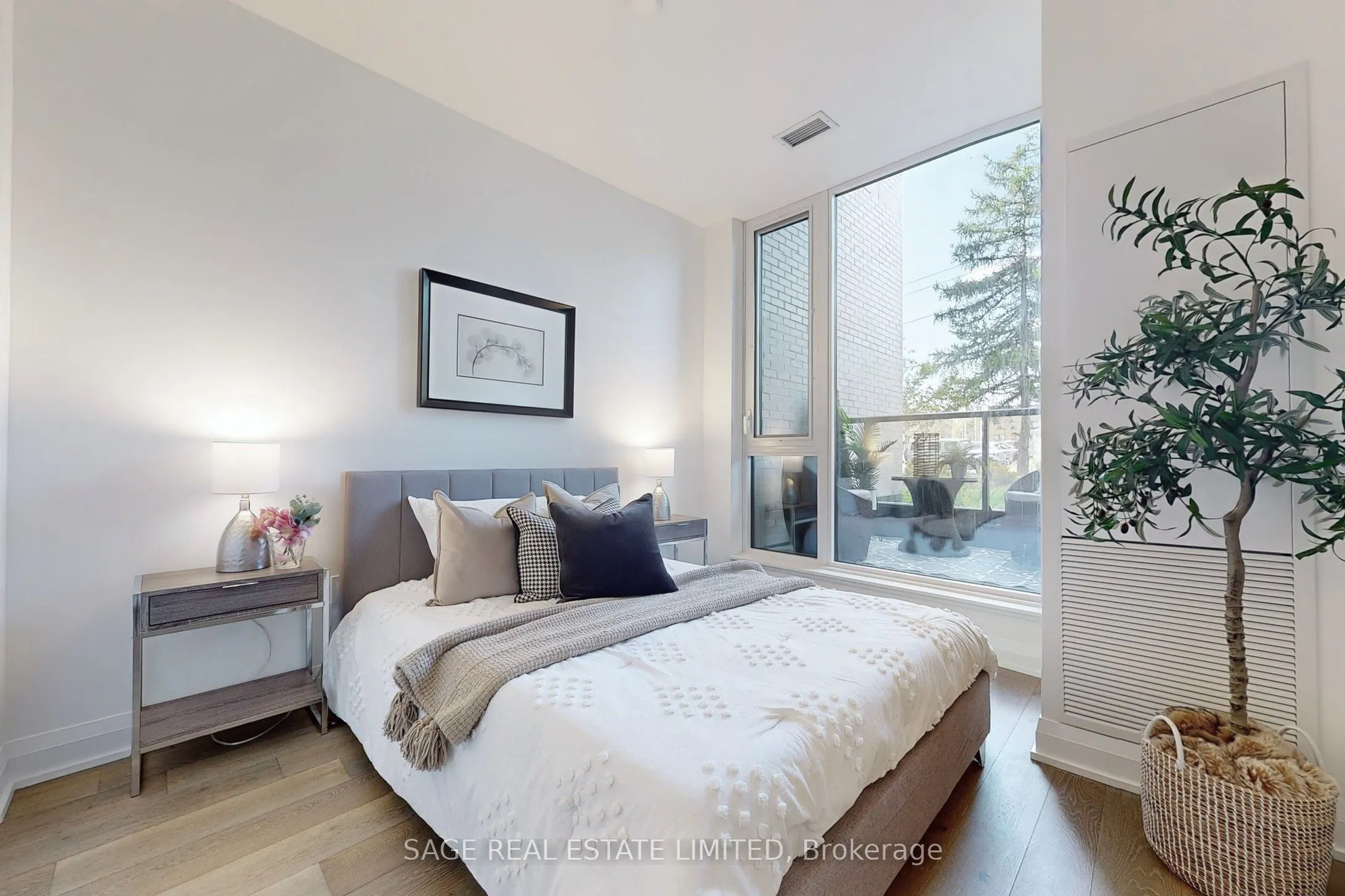 293 The Kingsway, #113