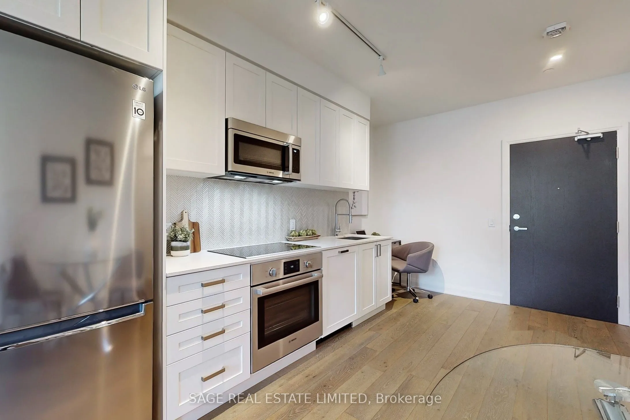 293 The Kingsway, #113