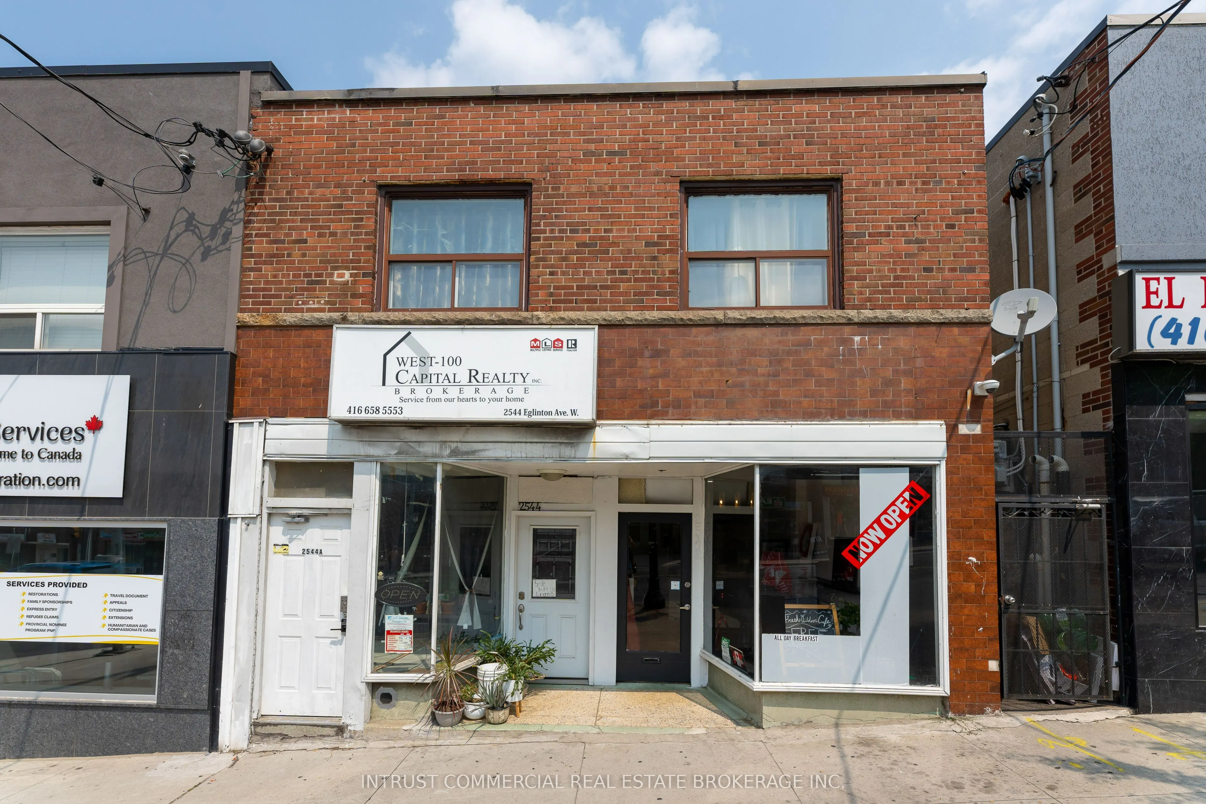 2544 Eglinton Avenue W