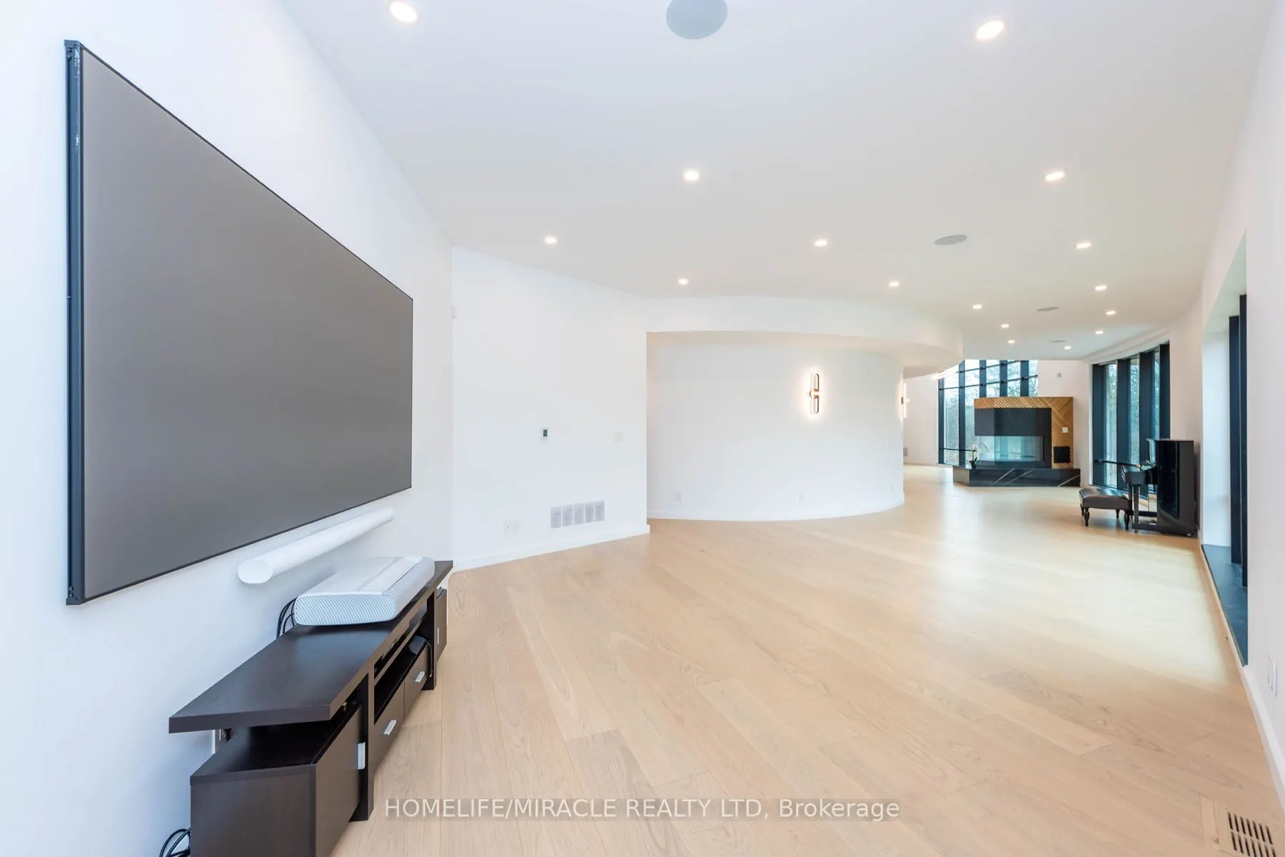 14020 Winston Churchill Boulevard