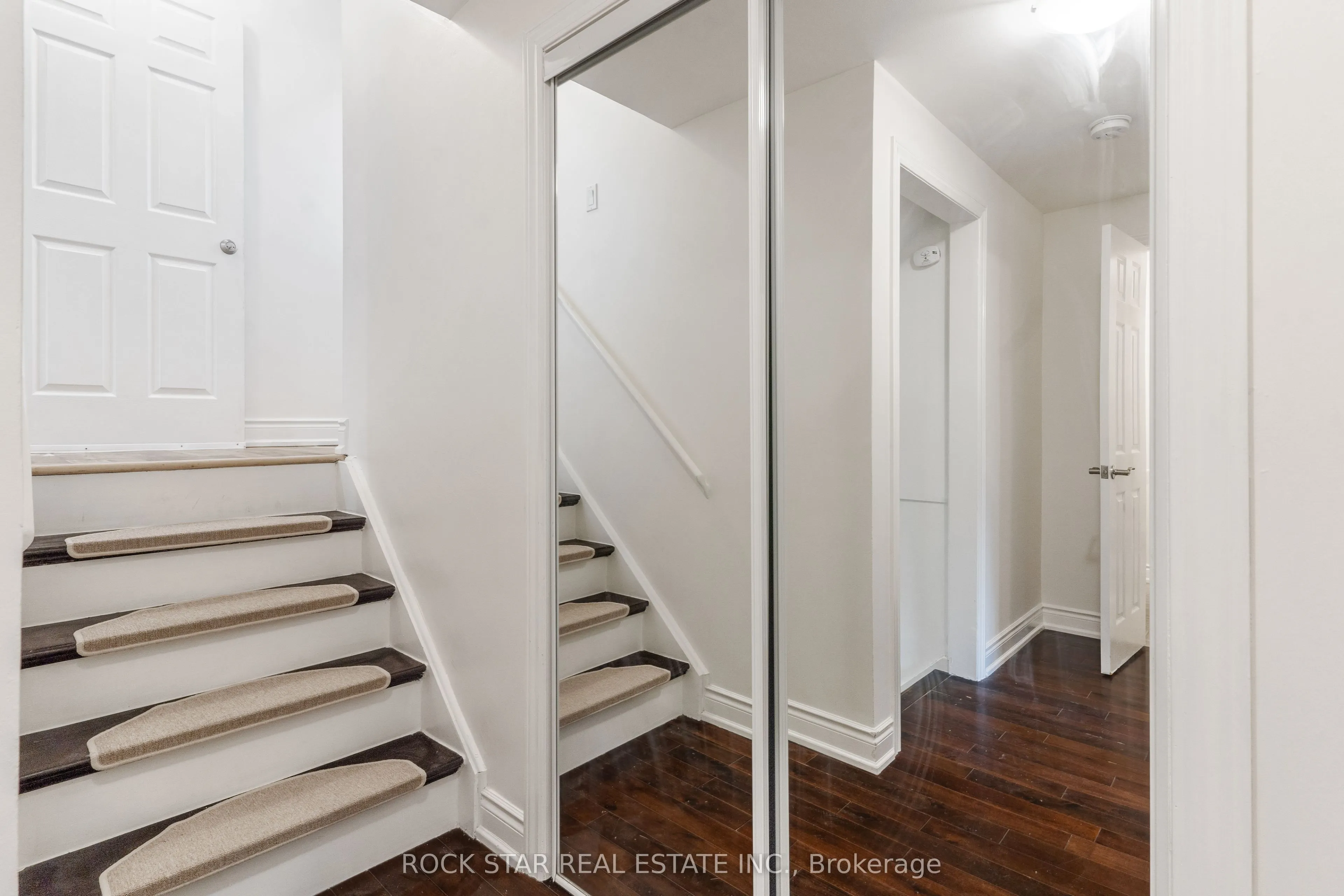 3675 Glencolin Court, #Lower