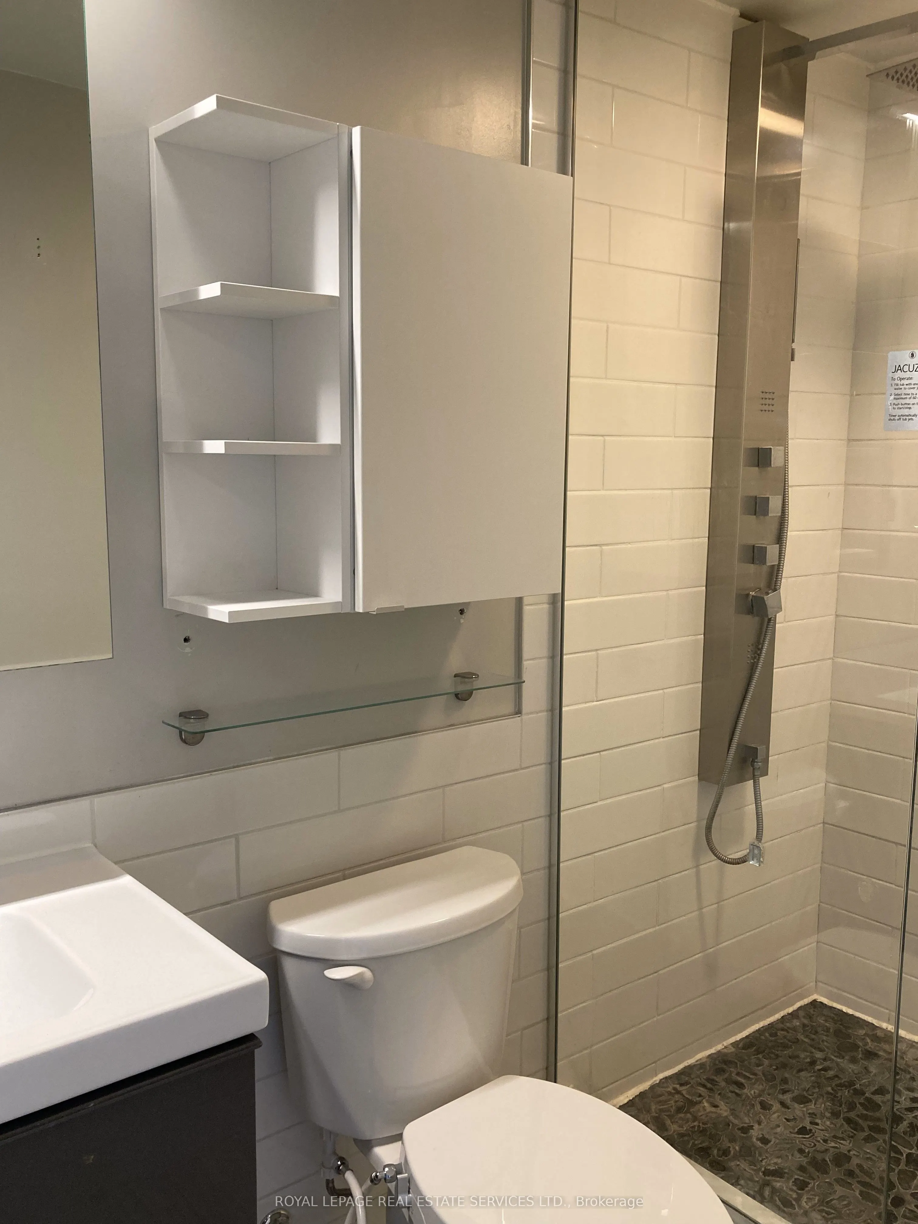 26A LONG BRANCH Avenue, #Lower
