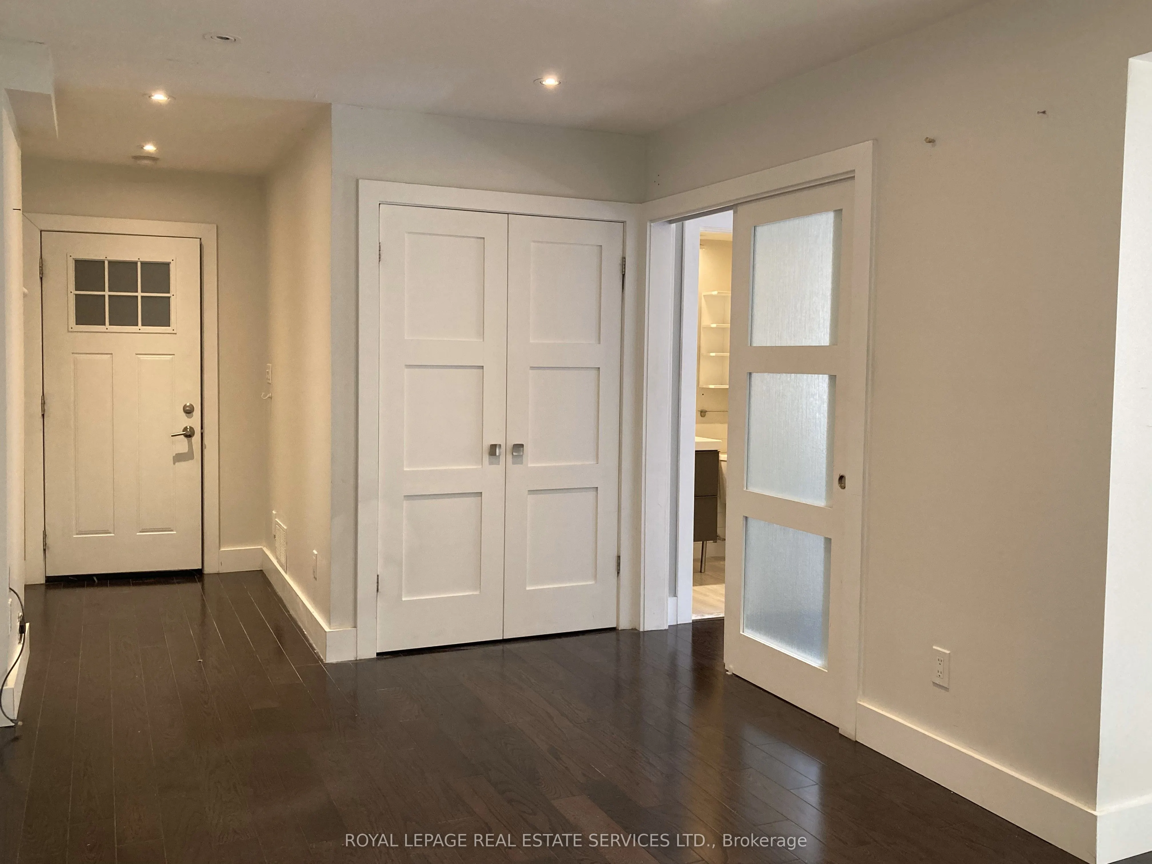 26A LONG BRANCH Avenue, #Lower