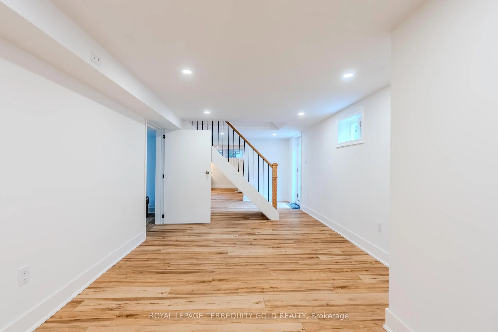 327 River Side Drive