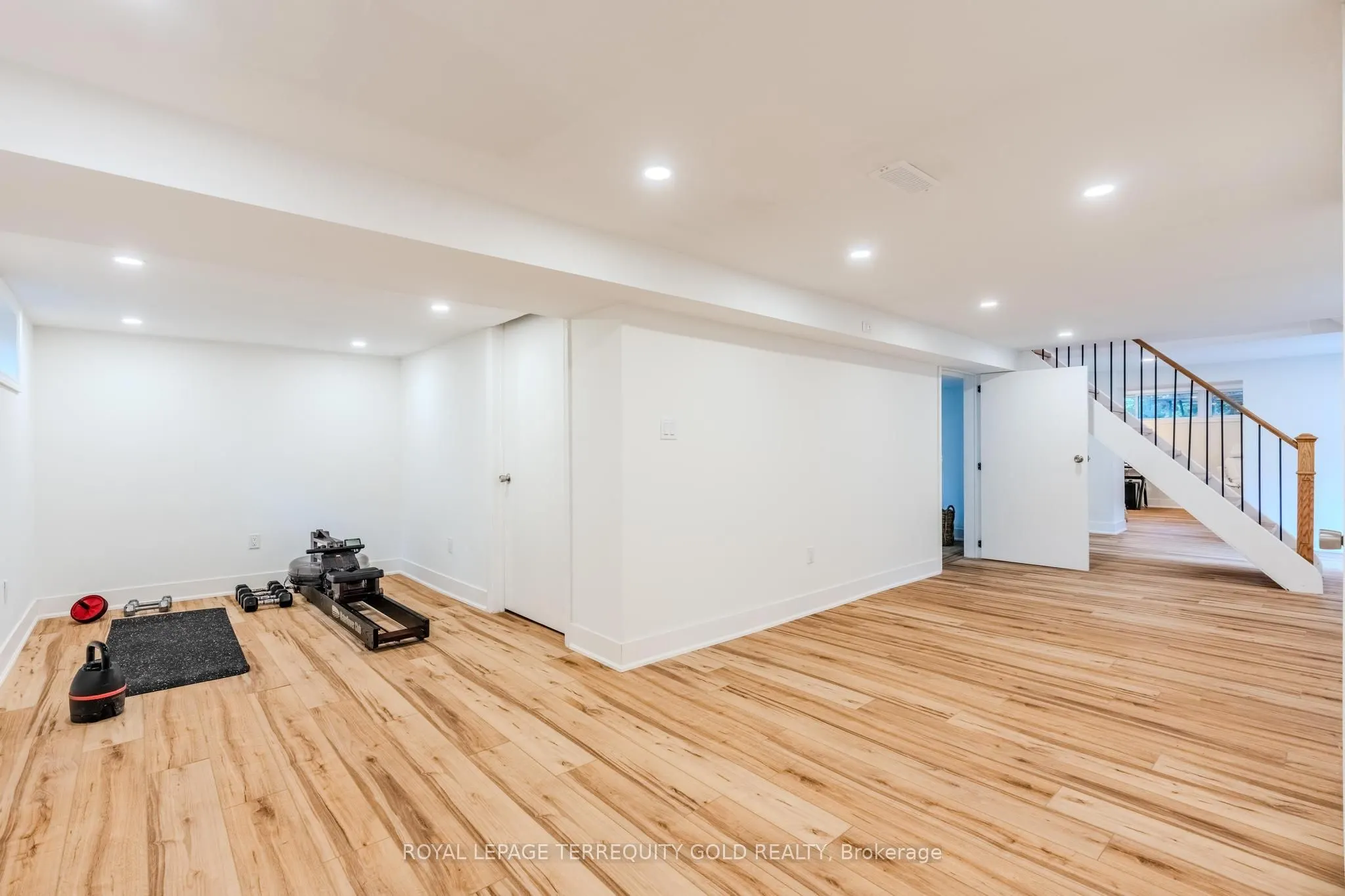 327 River Side Drive