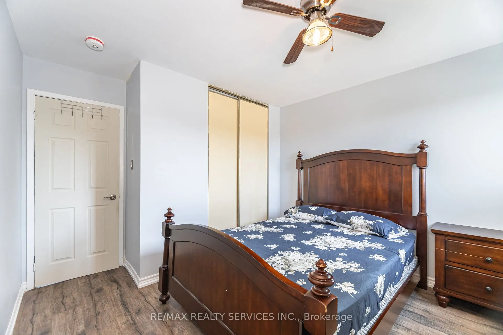 73 Blackthorn Lane