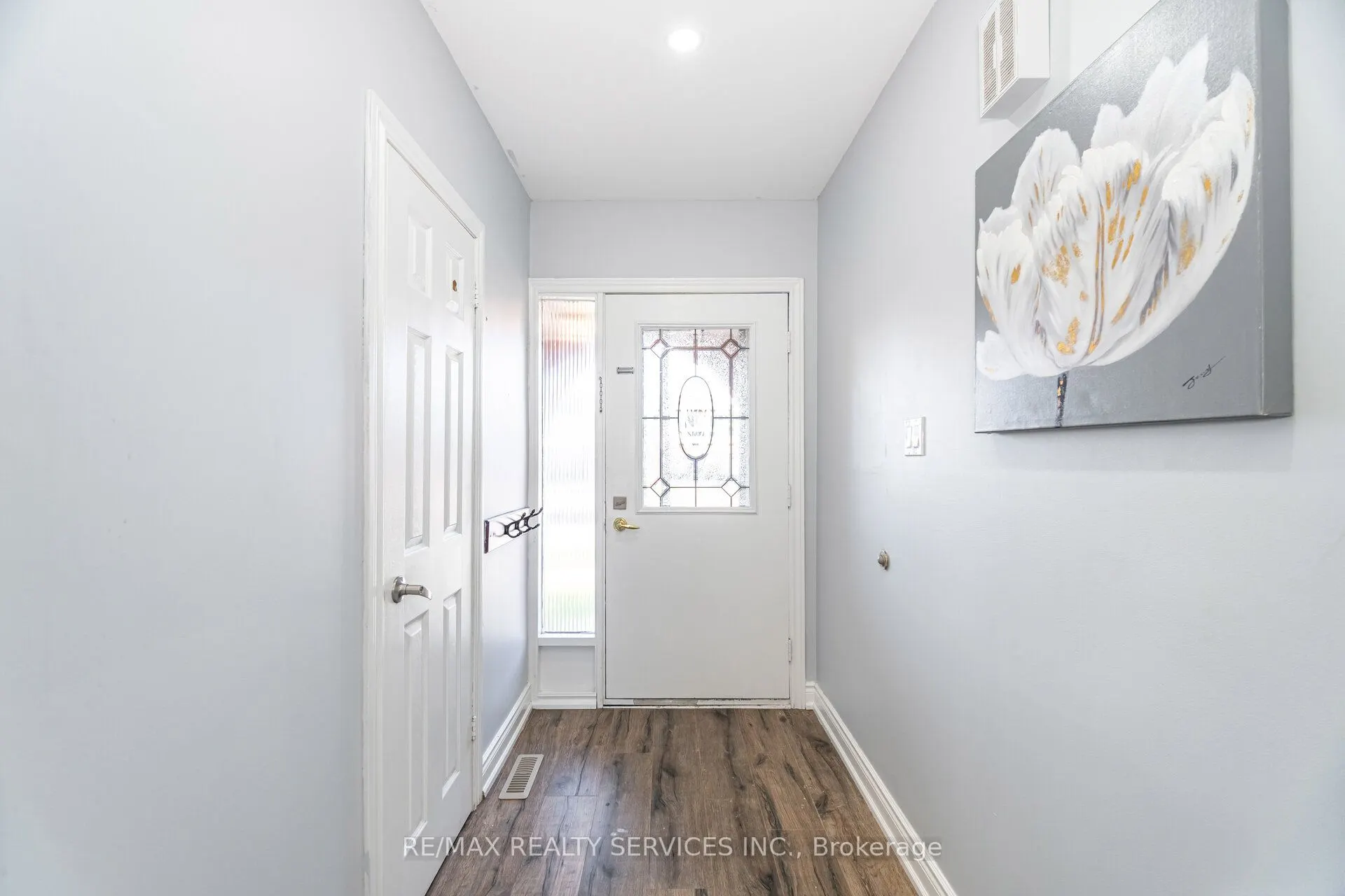 73 Blackthorn Lane