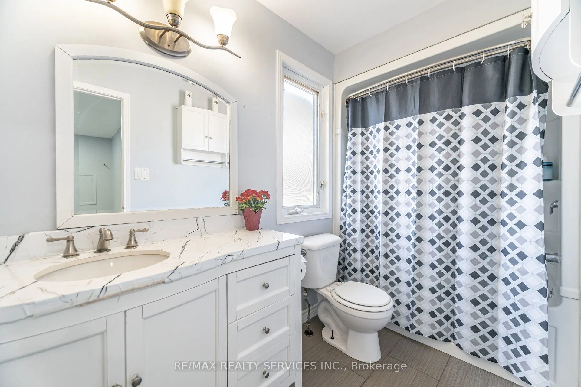 73 Blackthorn Lane