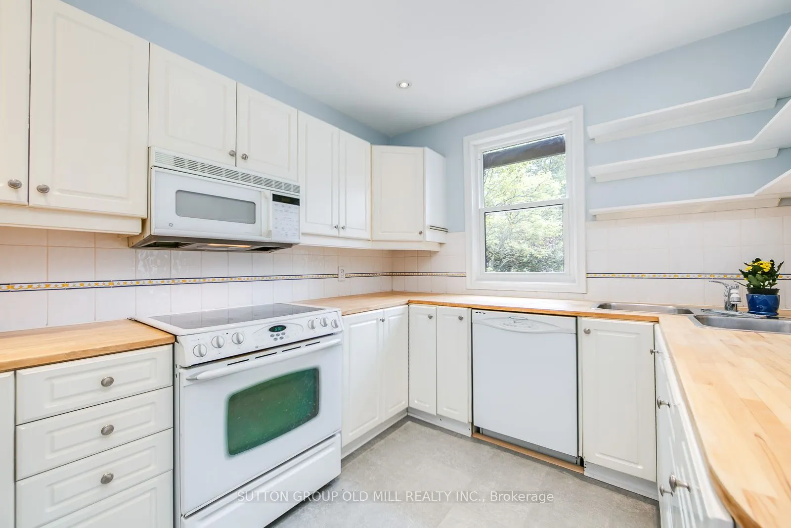 43 Bethnal Avenue