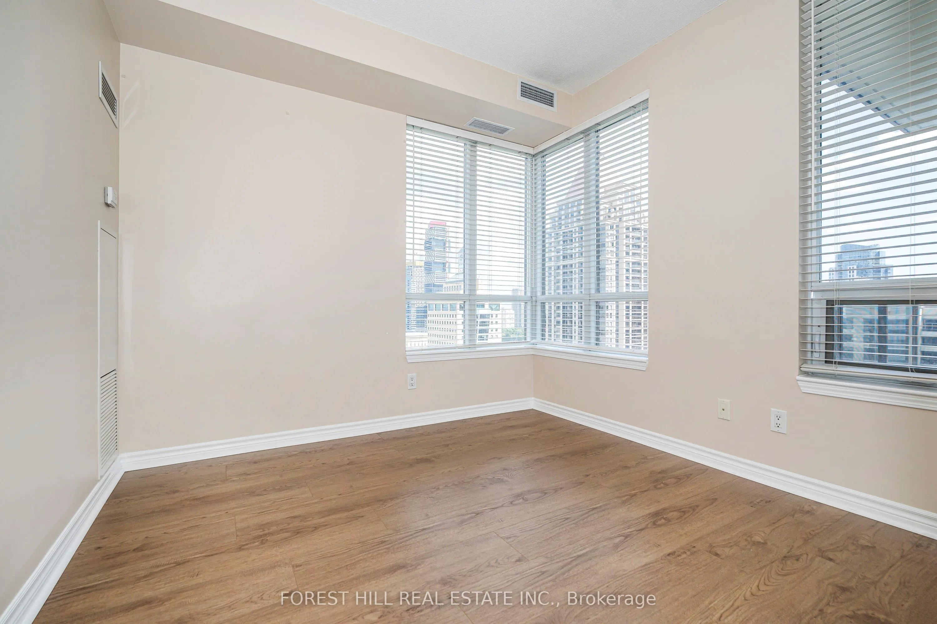 388 Prince Of Wales Drive, #1610