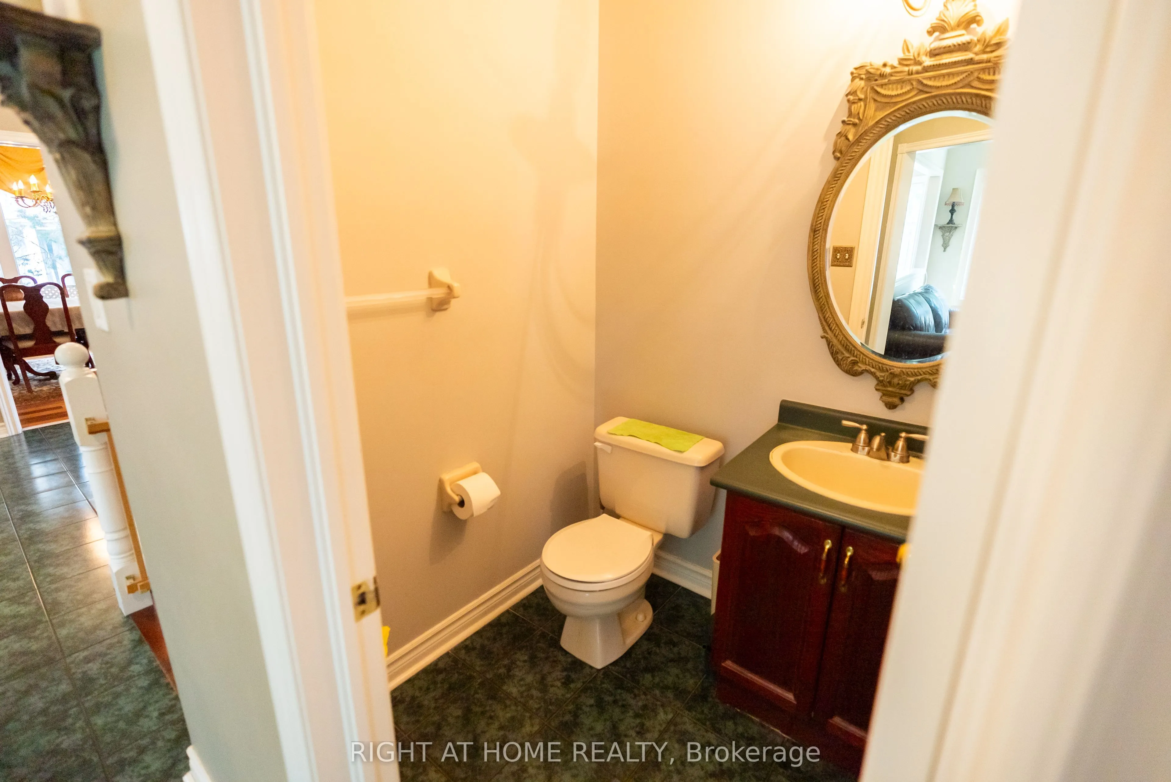 2427 Erin Centre Boulevard