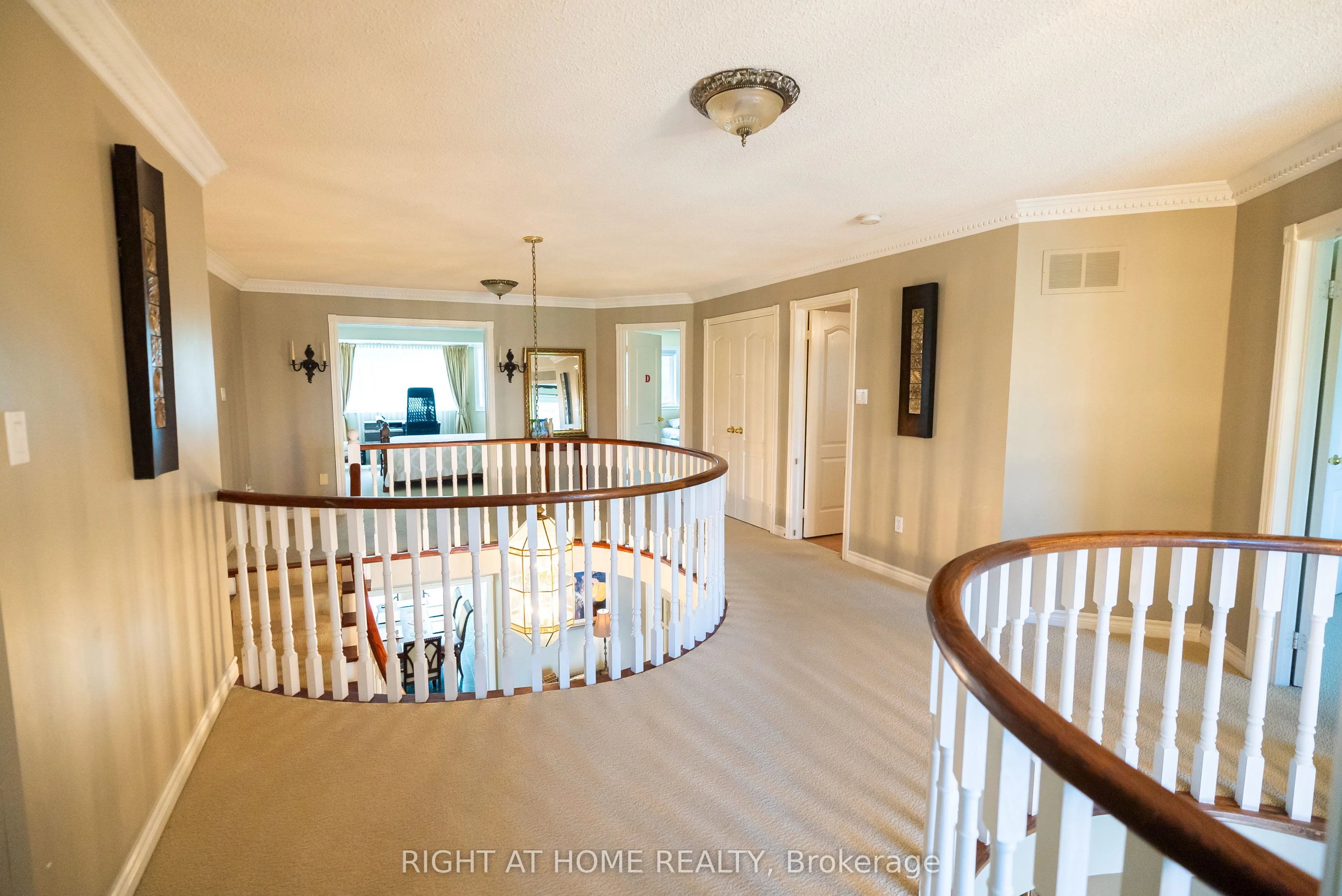 2427 Erin Centre Boulevard