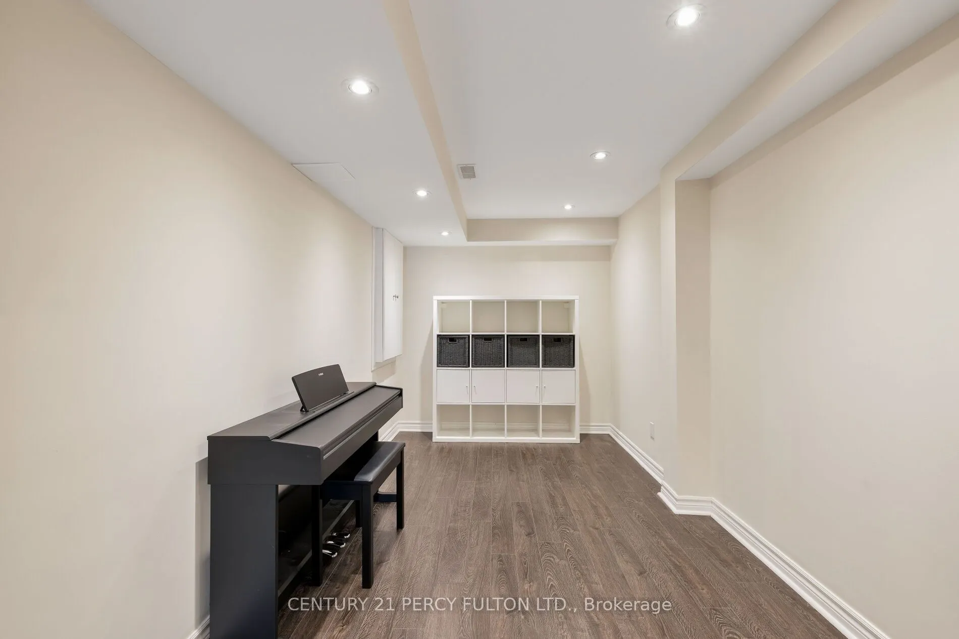 202 Sky Harbour Drive