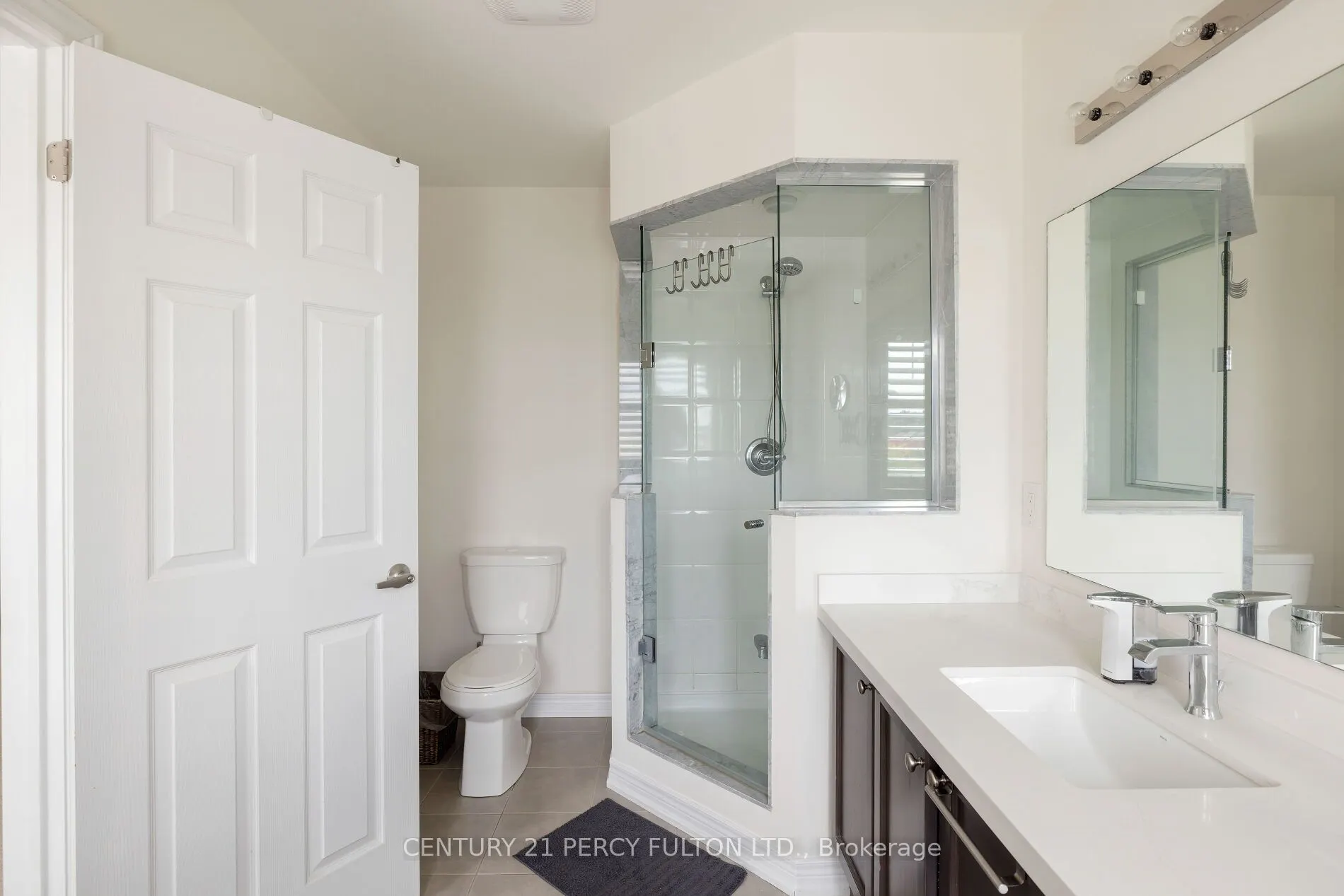 202 Sky Harbour Drive