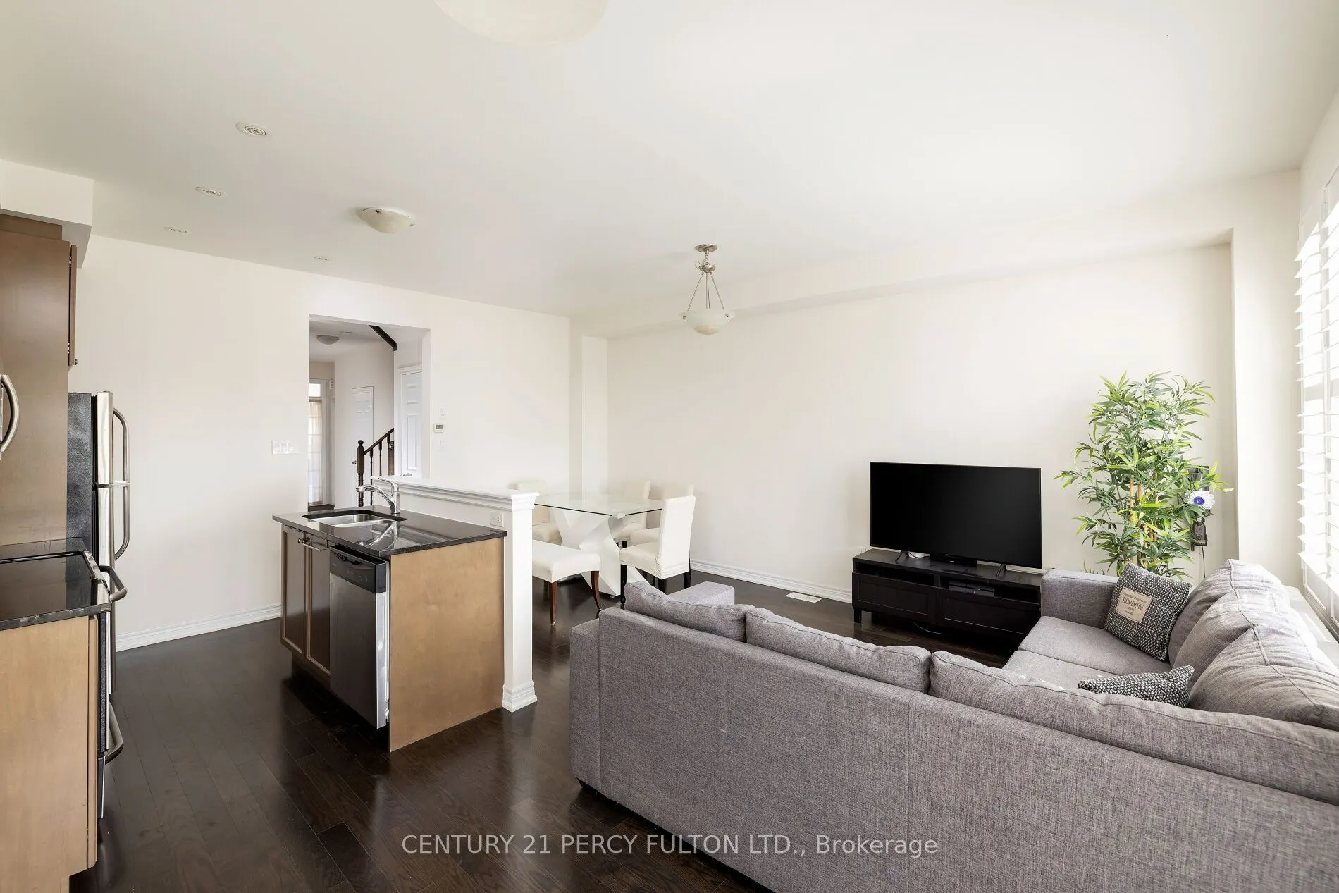 202 Sky Harbour Drive