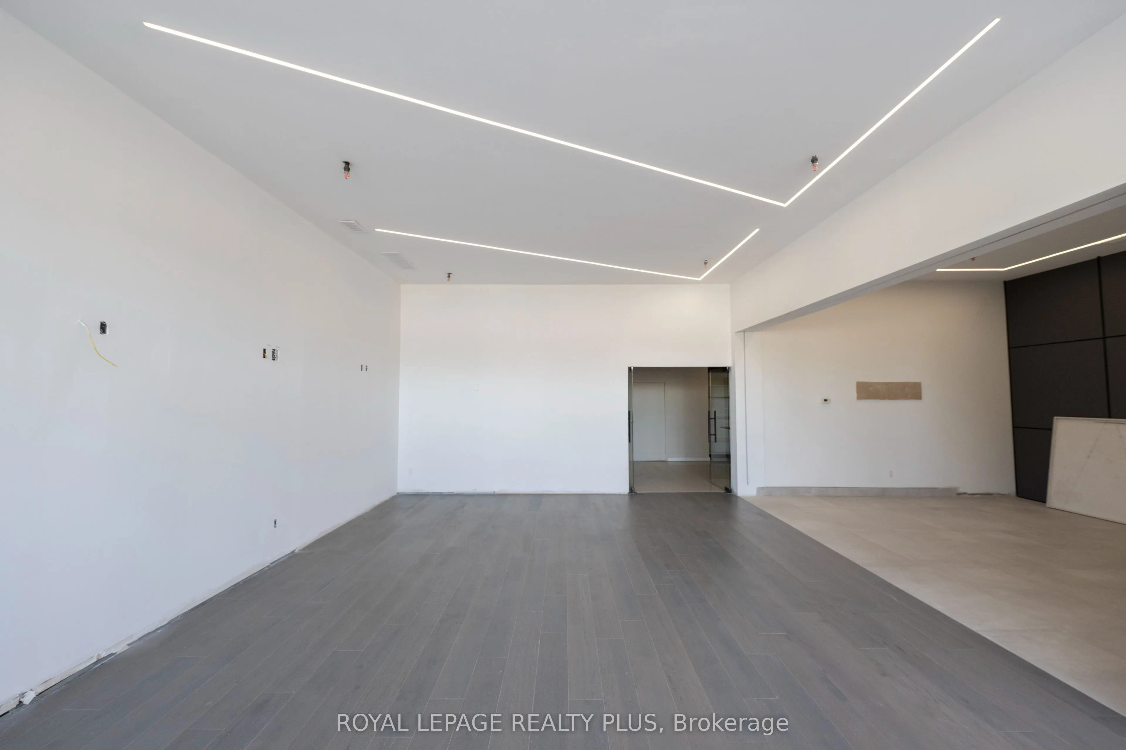 5100 South Service Road, #58