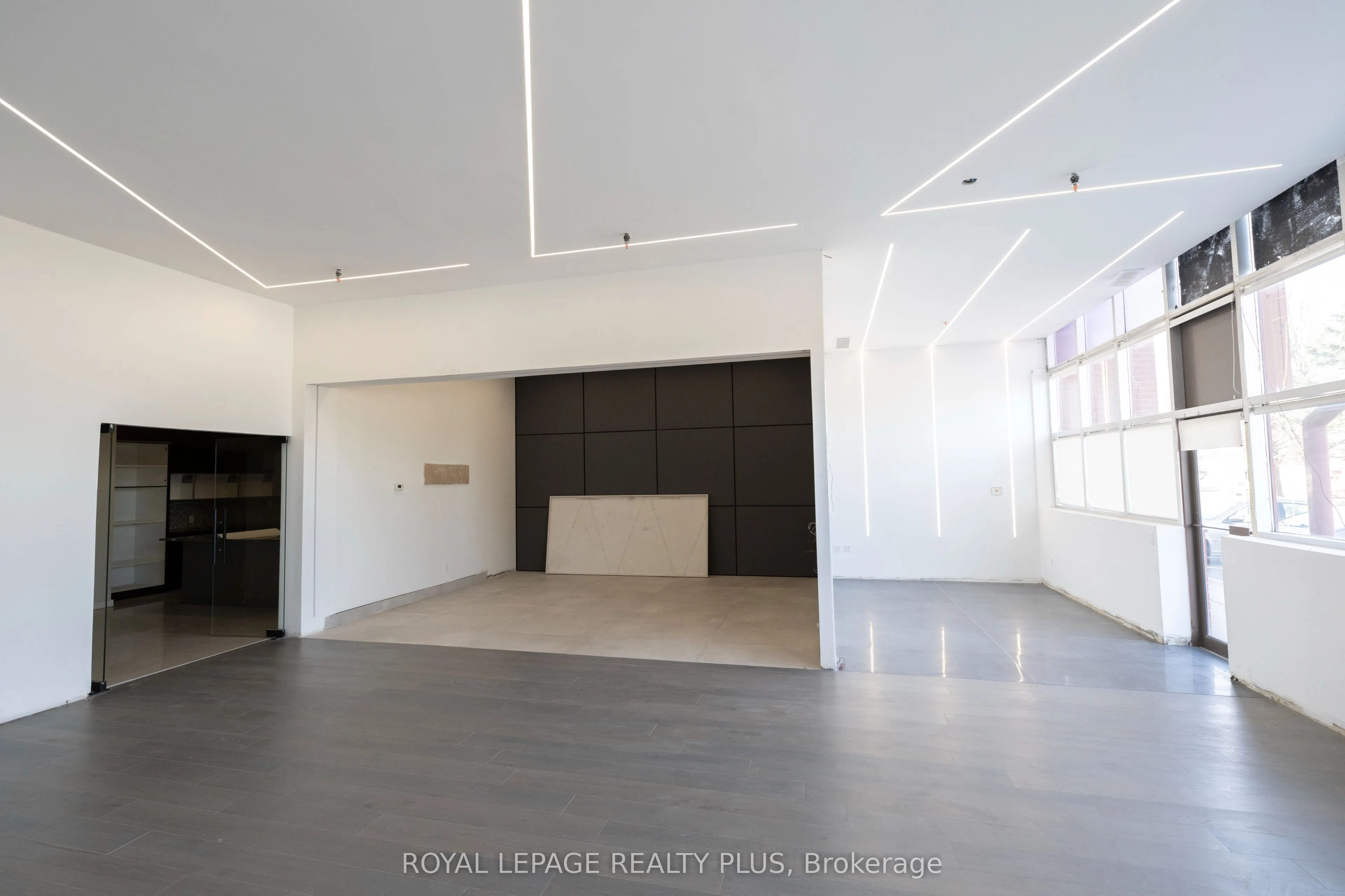 5100 South Service Road, #58