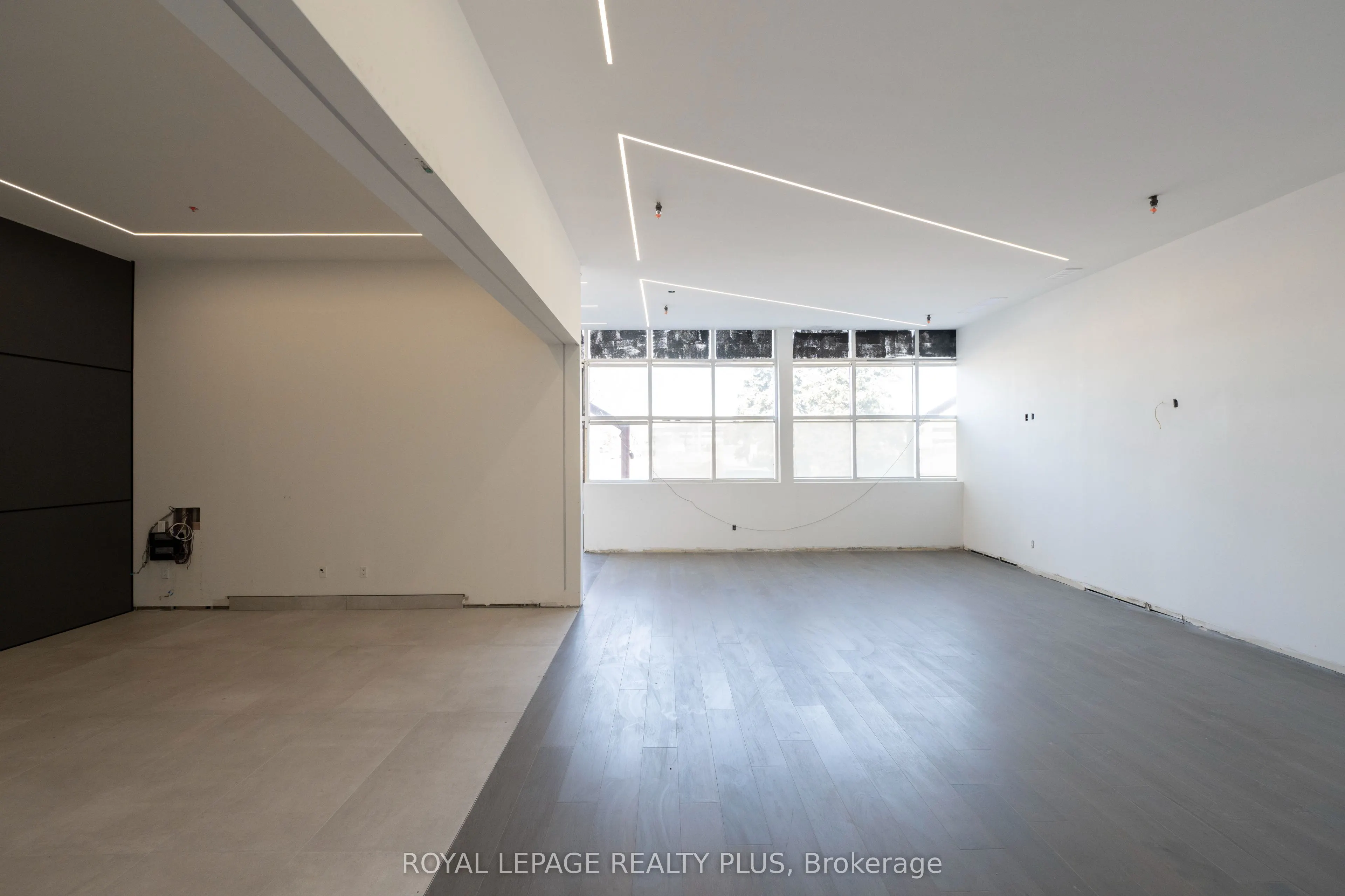 5100 South Service Road, #58