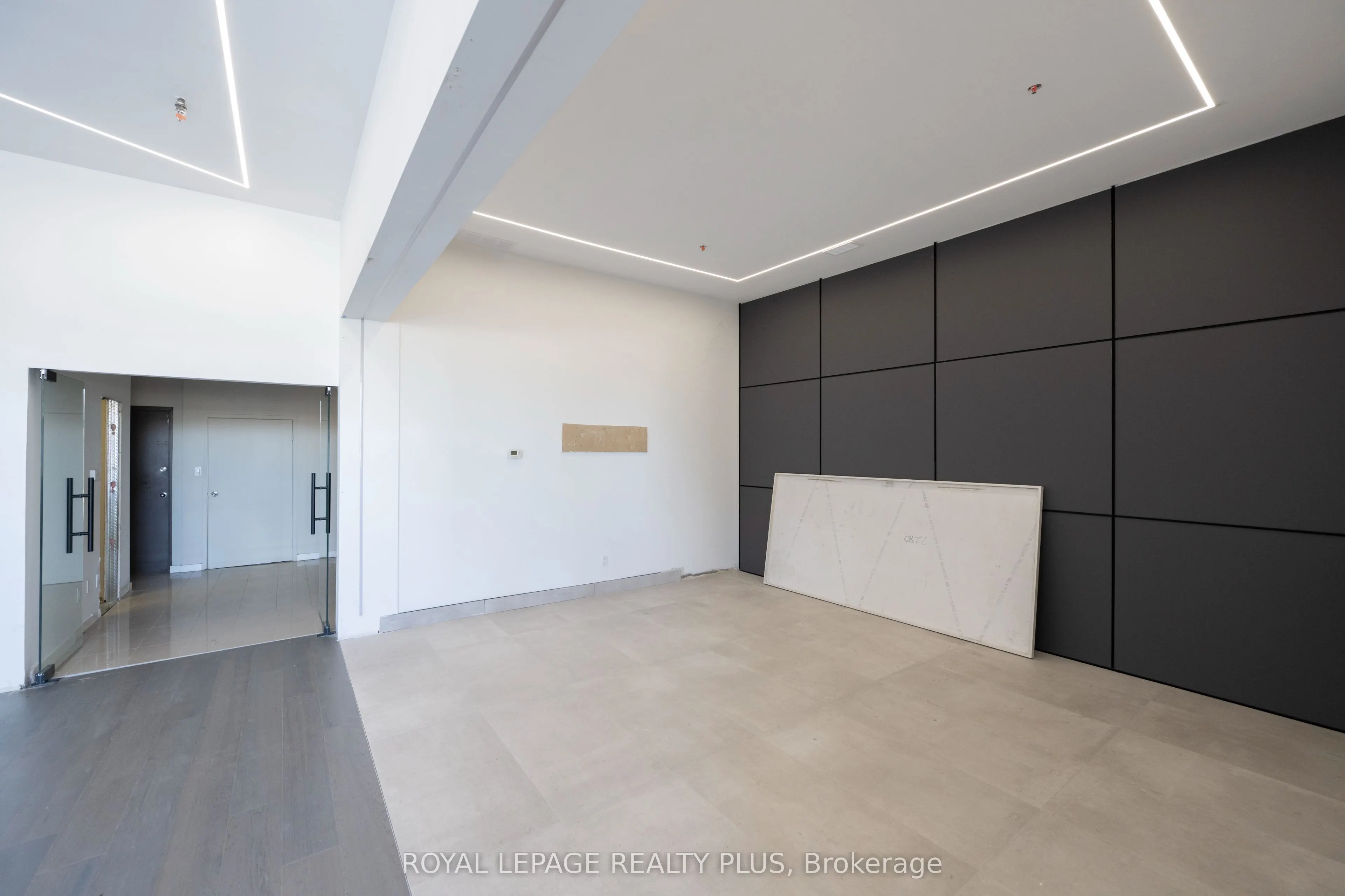 5100 South Service Road, #58