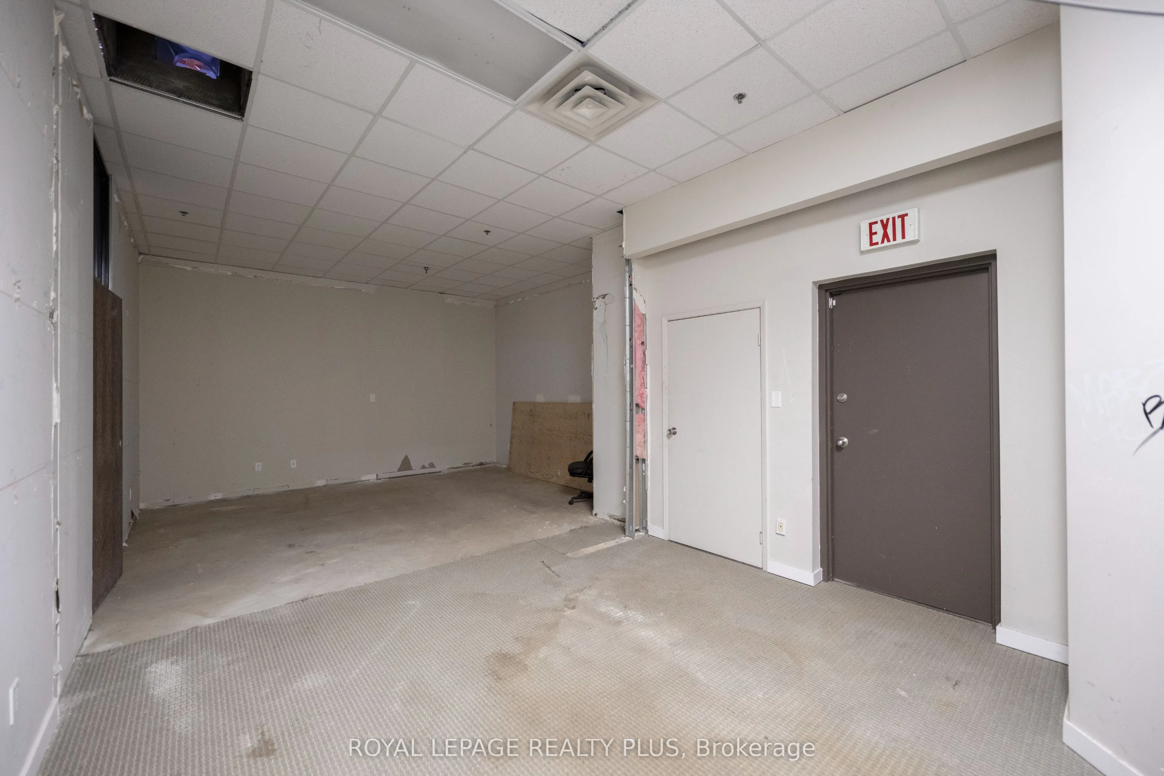 5100 South Service Road, #58