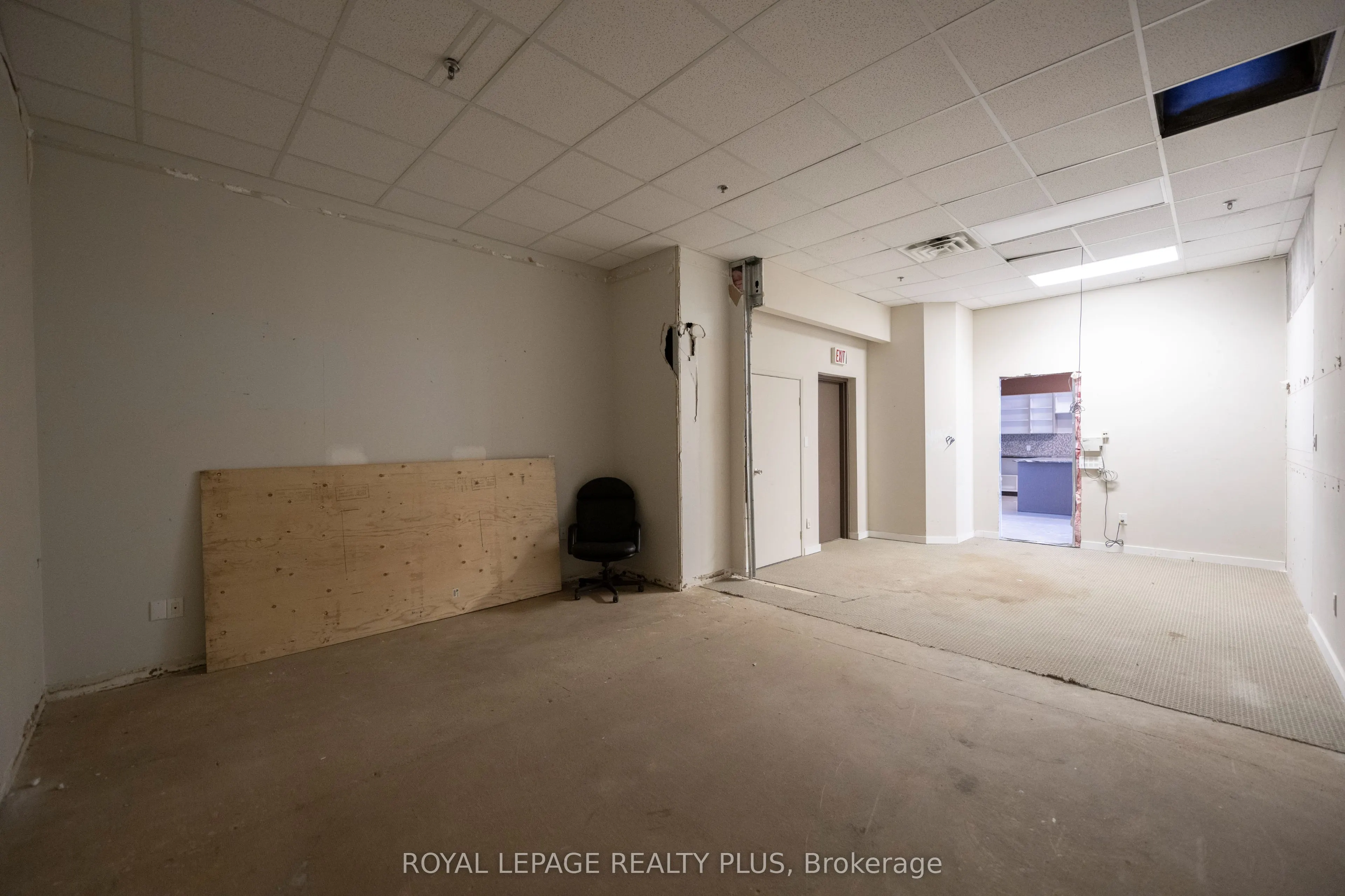 5100 South Service Road, #58