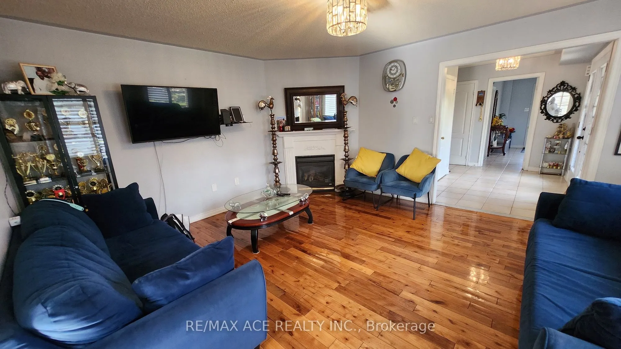 1002 Windbrook Grove