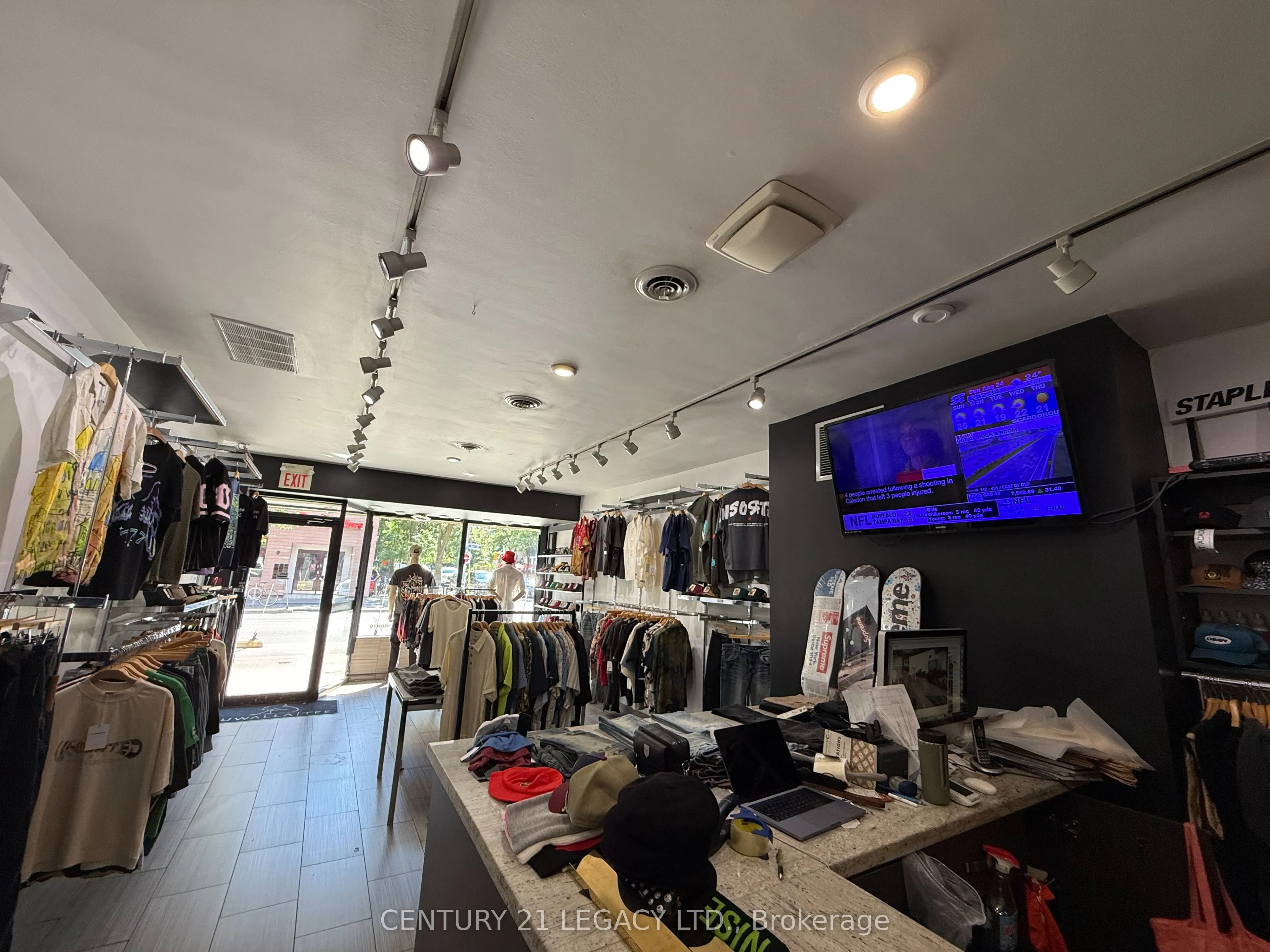 1280 Bloor Street W