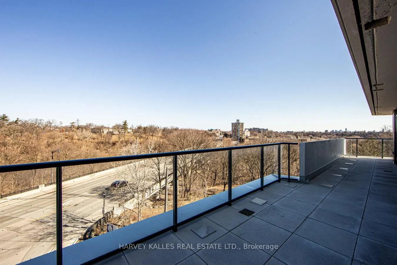 160 Kingsway Crescent, #413