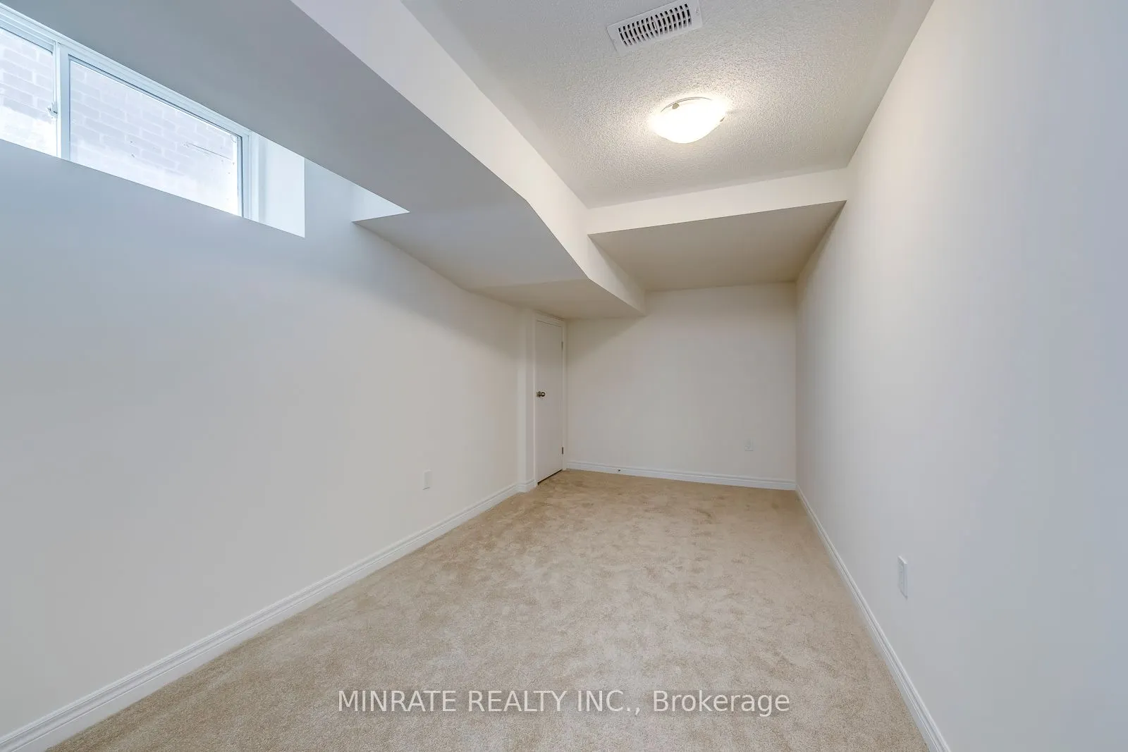 3934 Leonardo Street