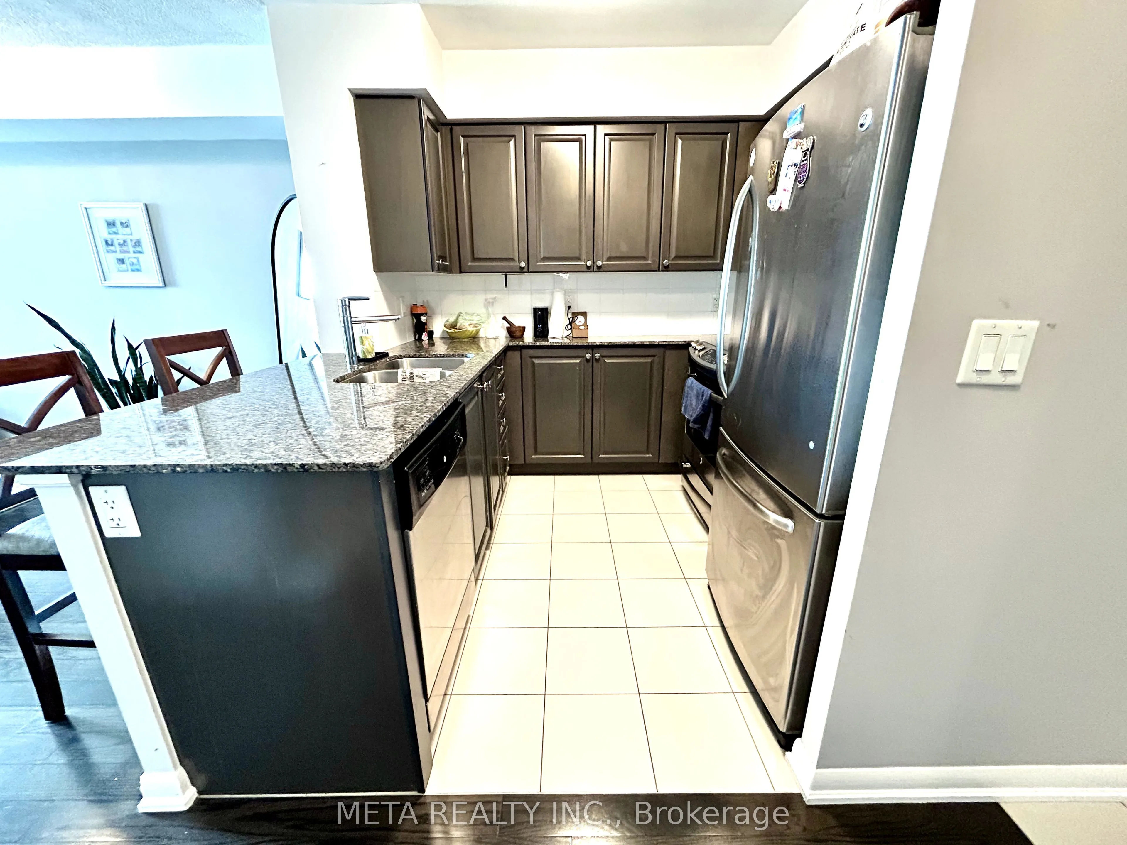 215 Sherway Gardens Road, #1811