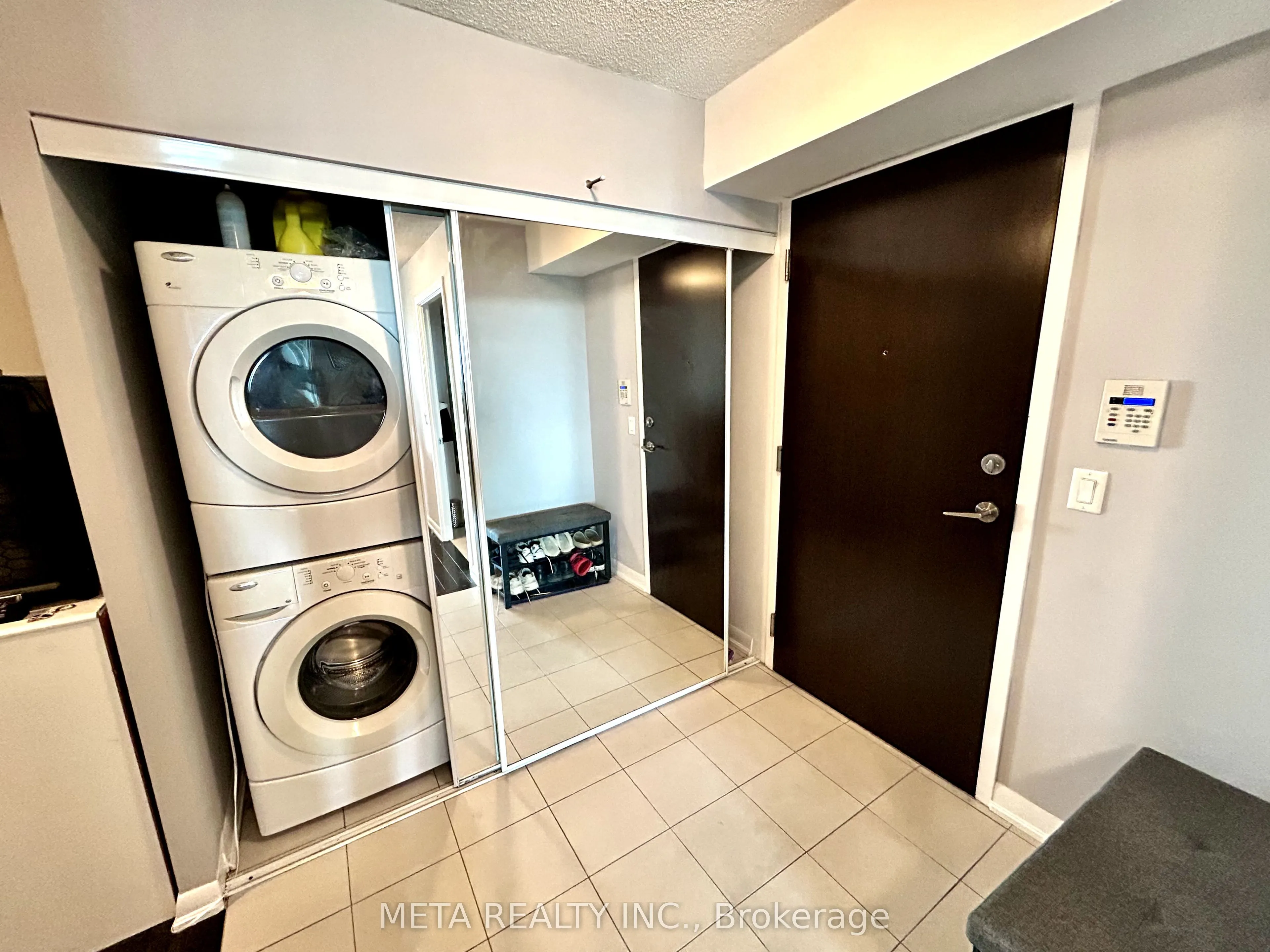 215 Sherway Gardens Road, #1811
