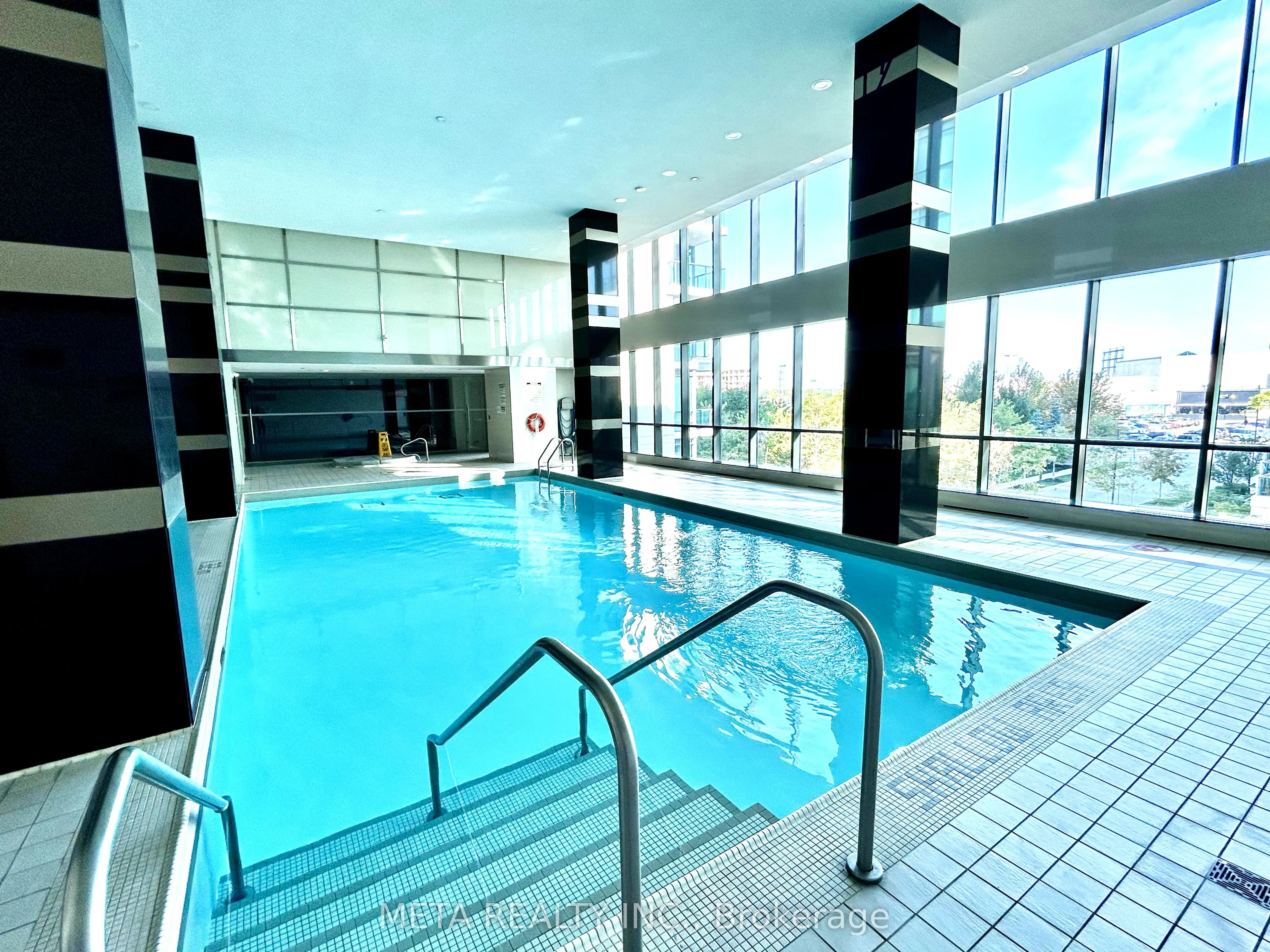 215 Sherway Gardens Road, #1811