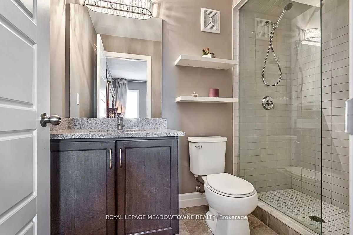 70 Plains Road W, #23