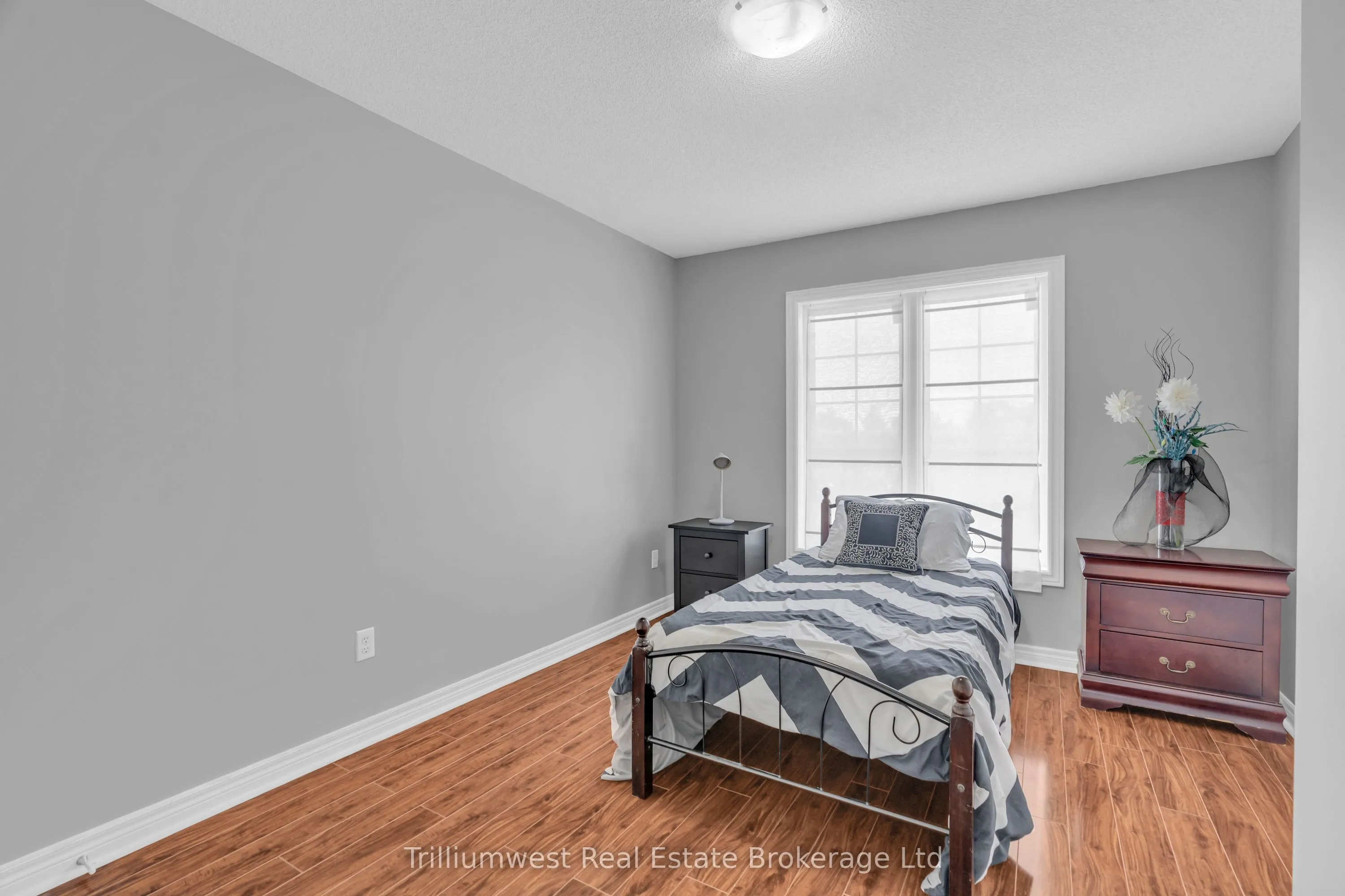 4635 Centretown Way
