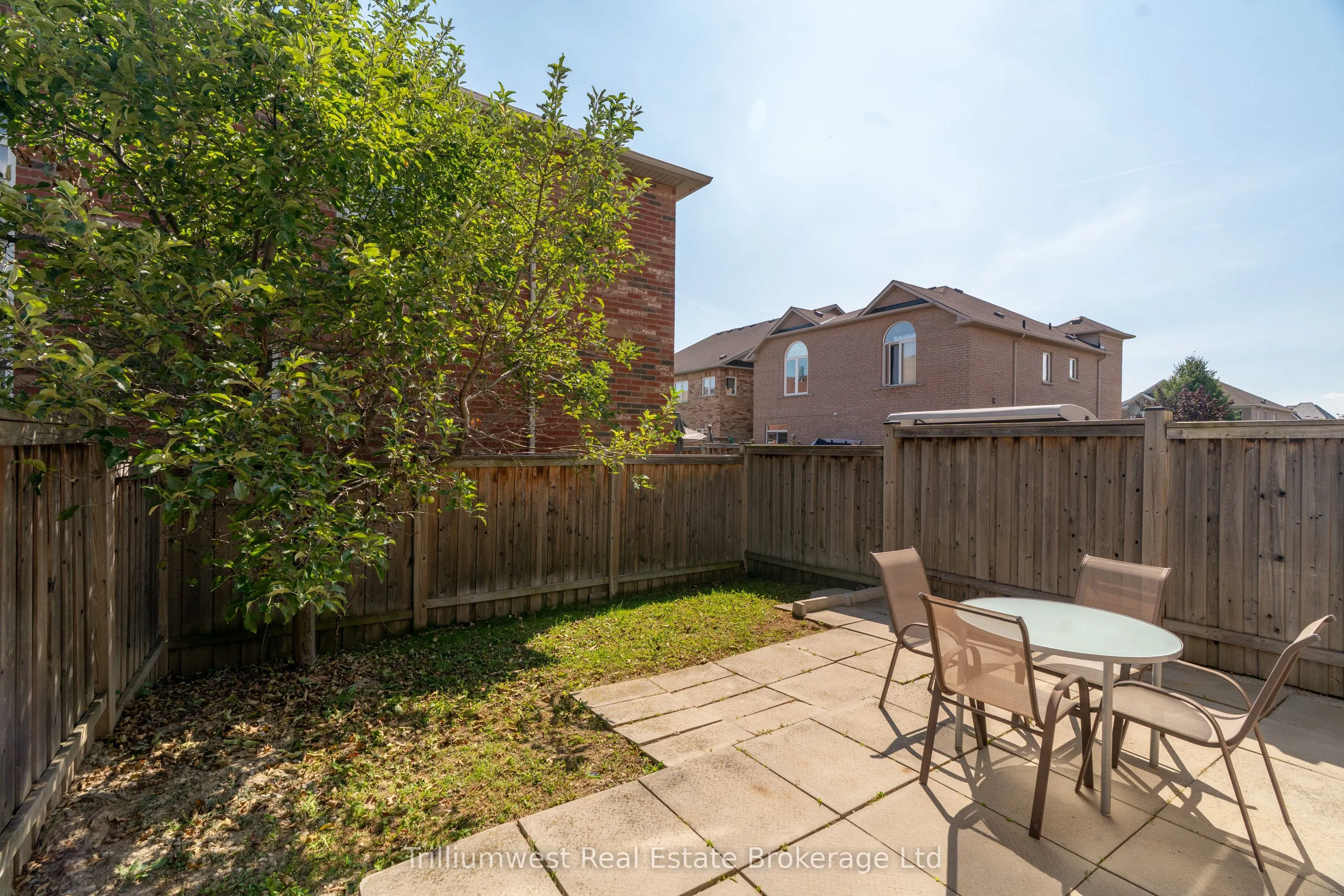 4635 Centretown Way