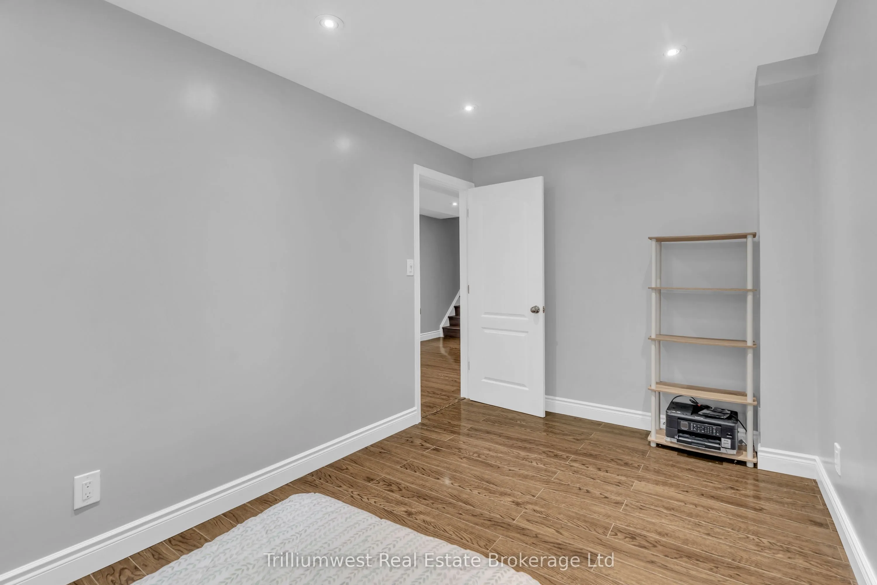4635 Centretown Way