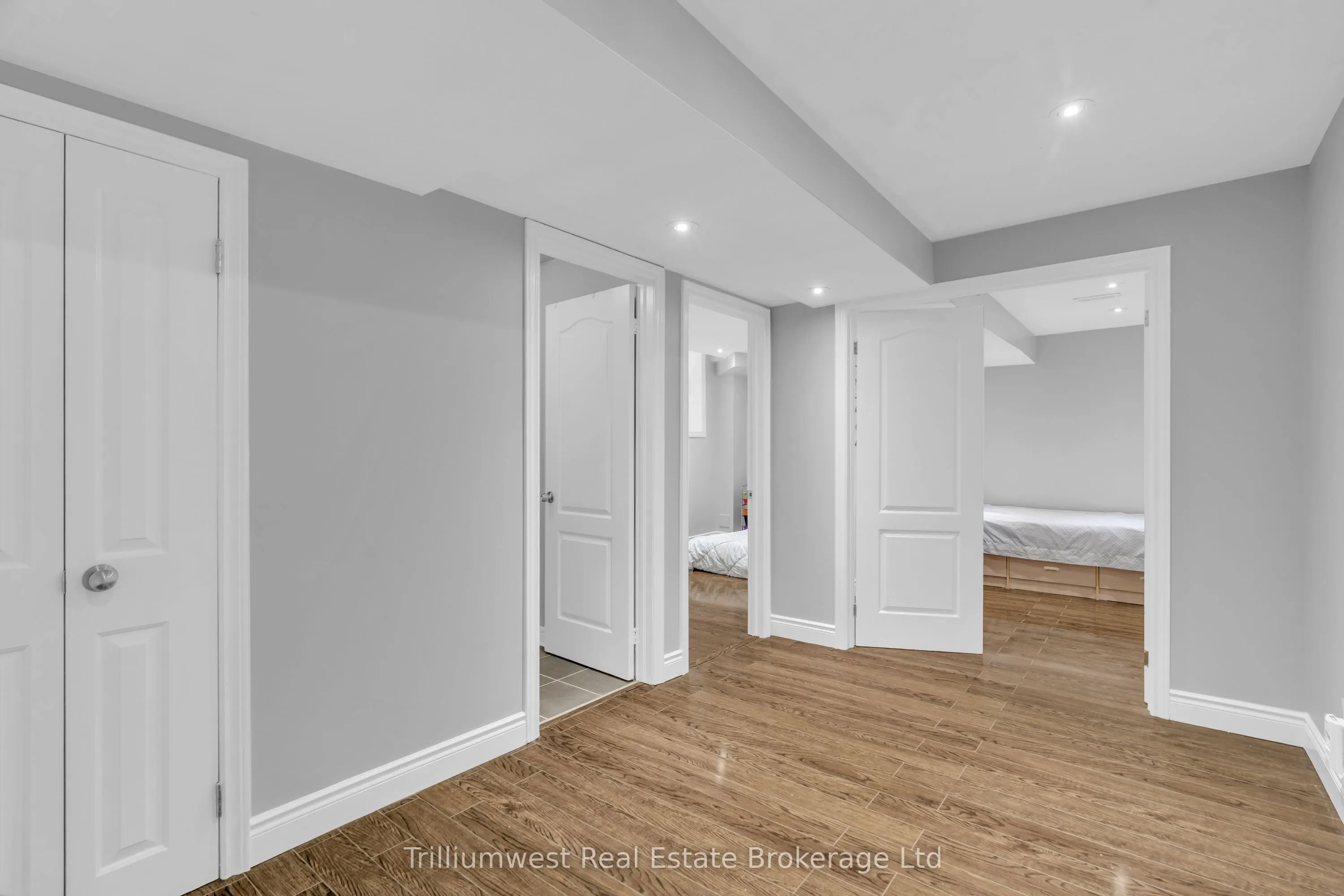 4635 Centretown Way