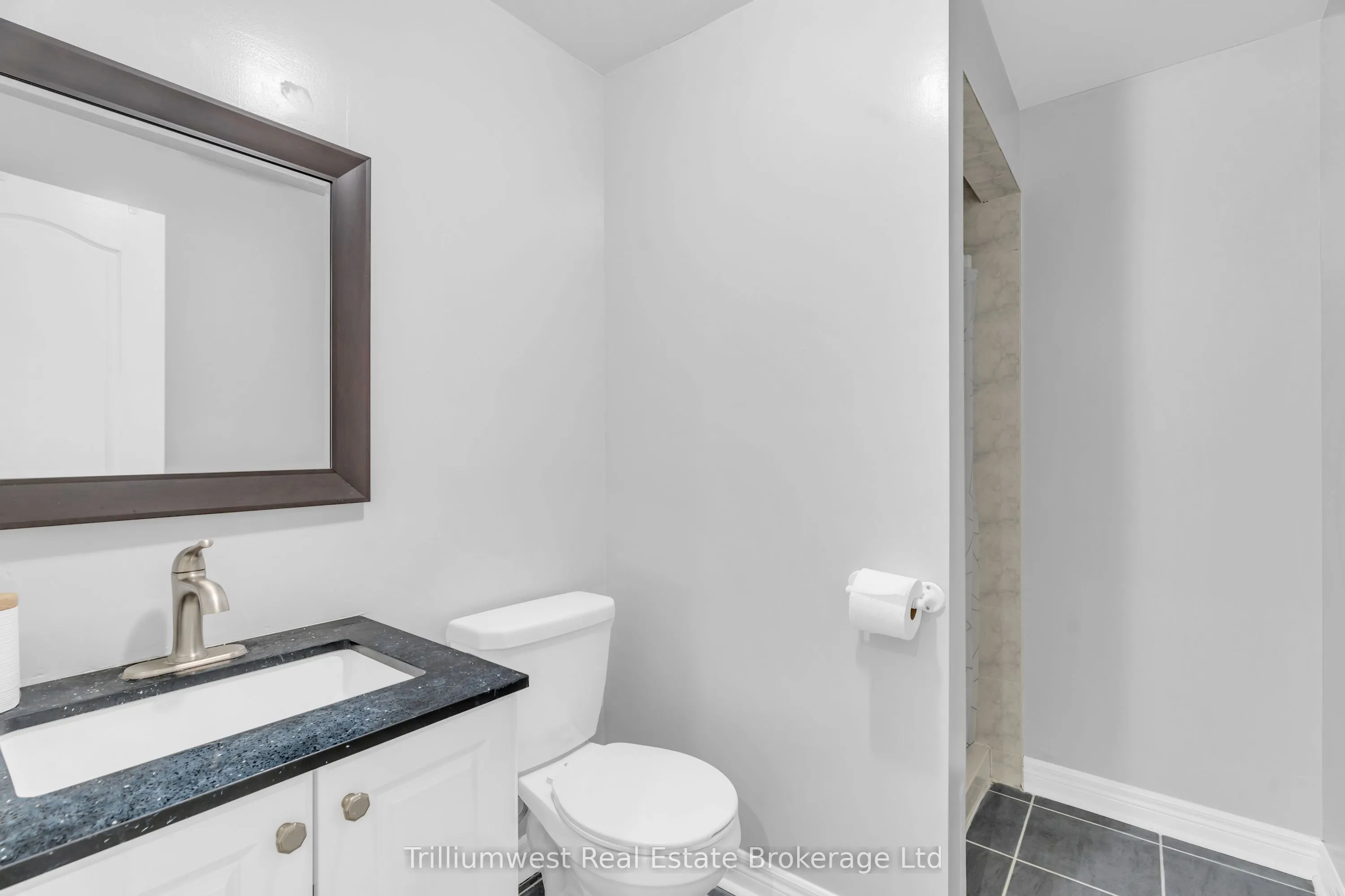 4635 Centretown Way