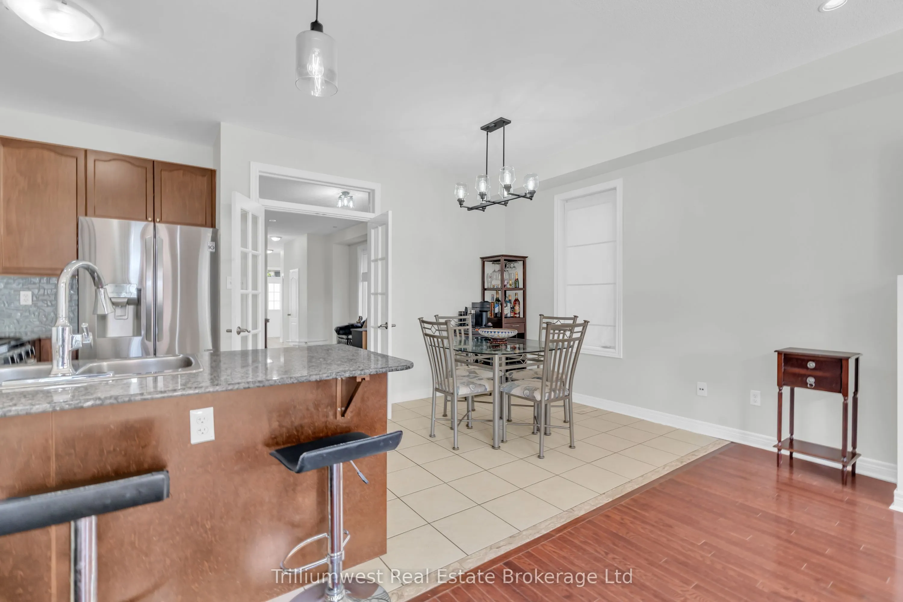 4635 Centretown Way