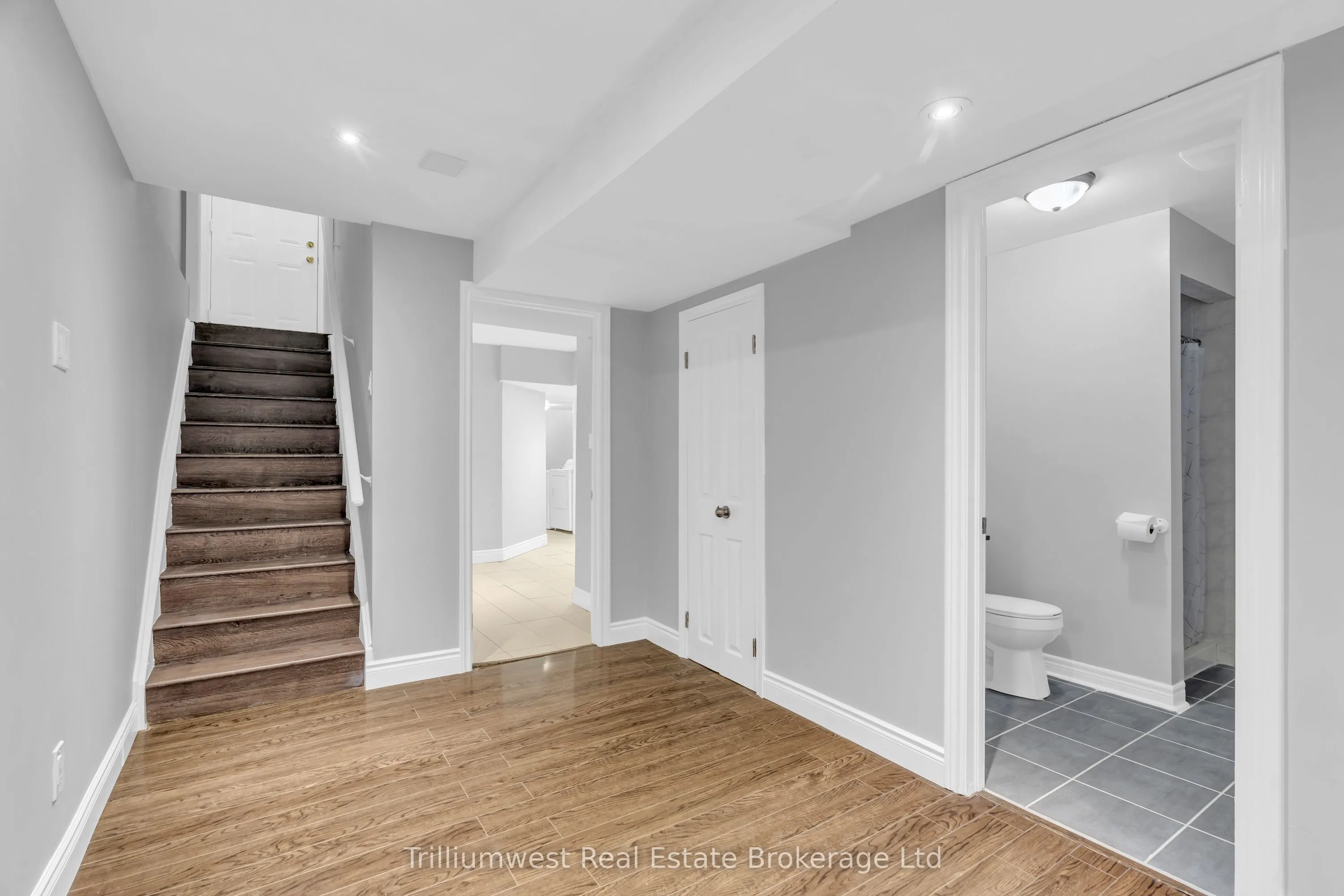 4635 Centretown Way